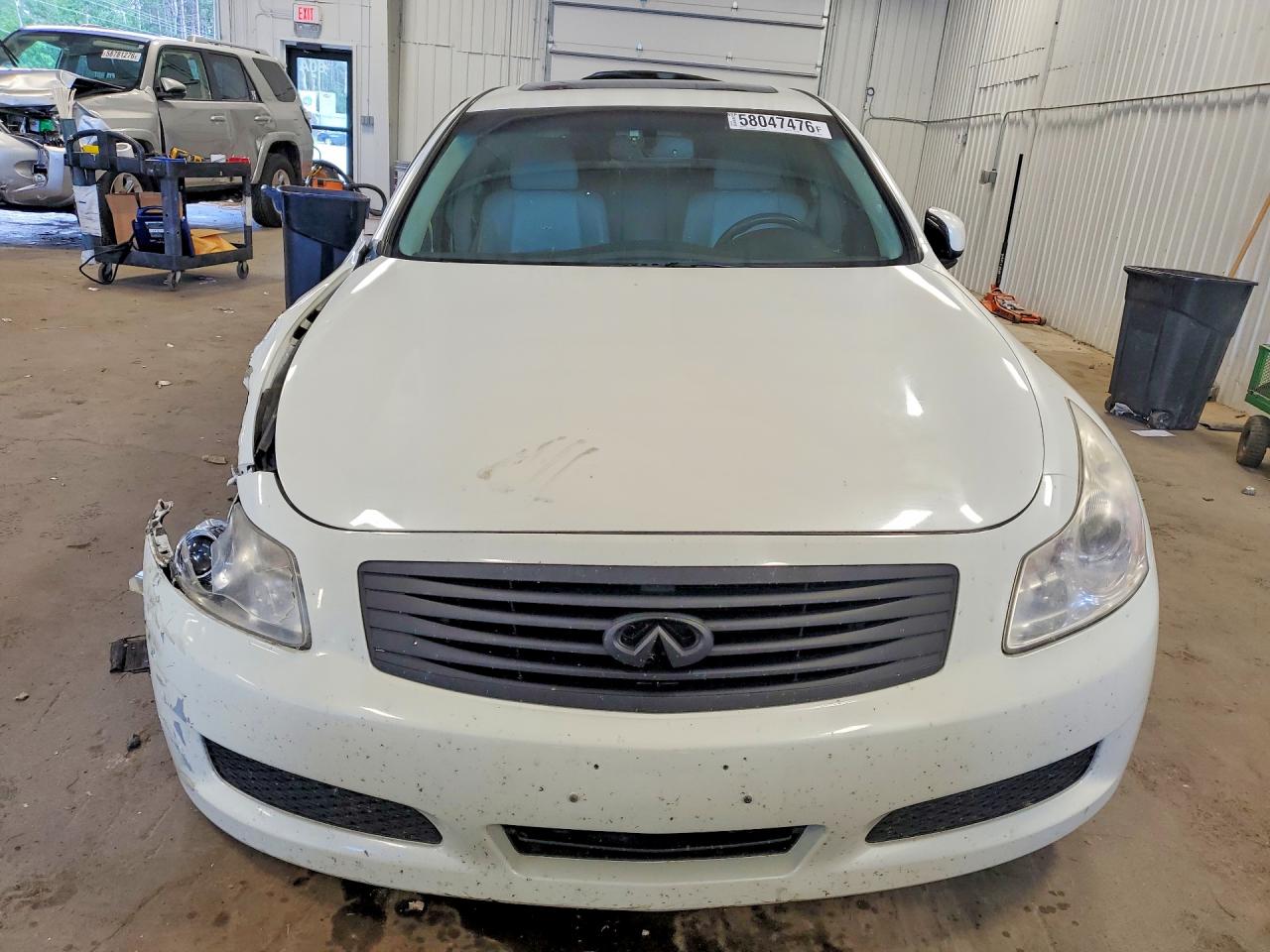 2008 Infiniti G35 X White vin: JNKBV61F48M278709