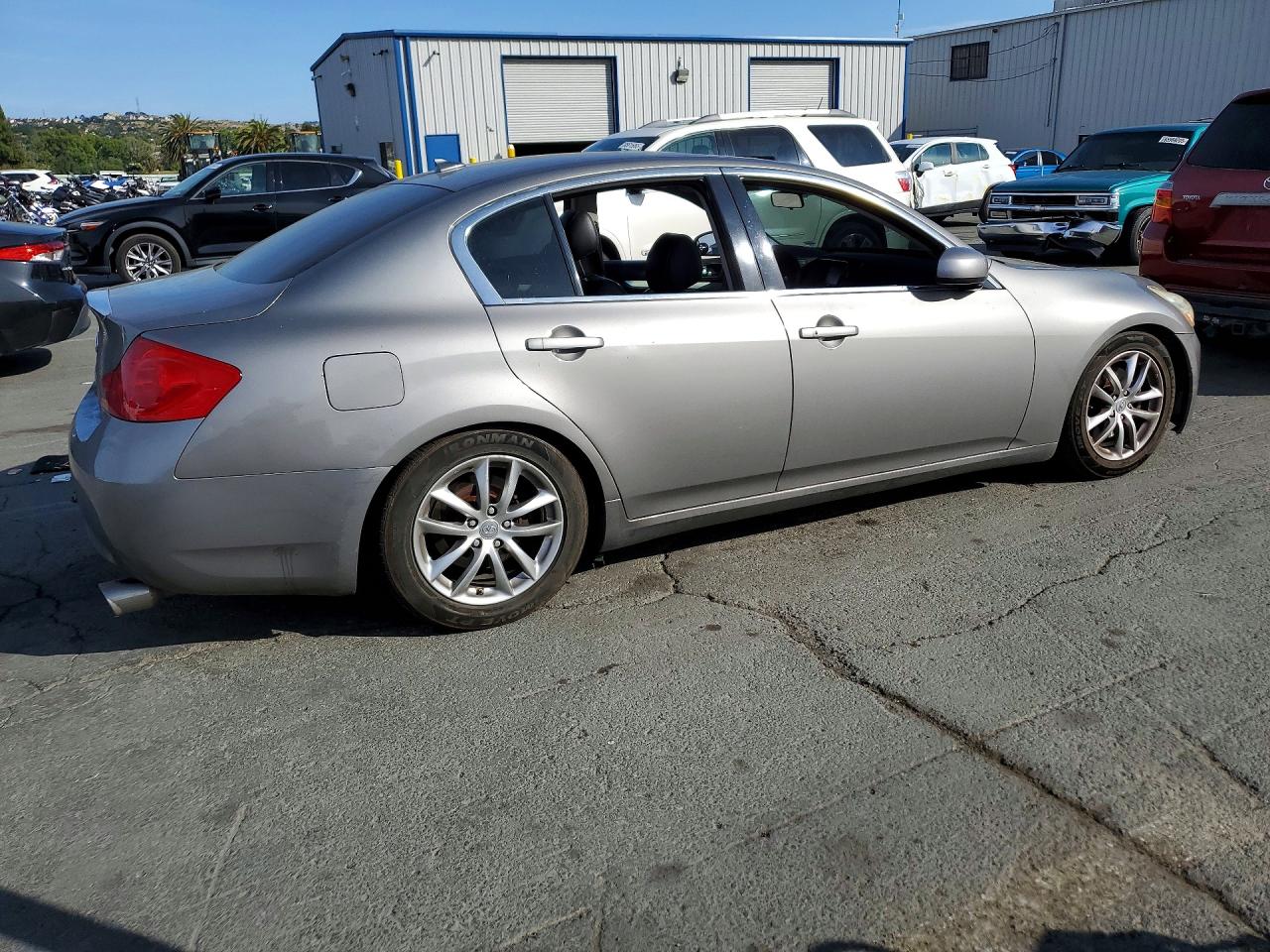 2008 Infiniti G35 X Серебряный vin: JNKBV61F58M252975