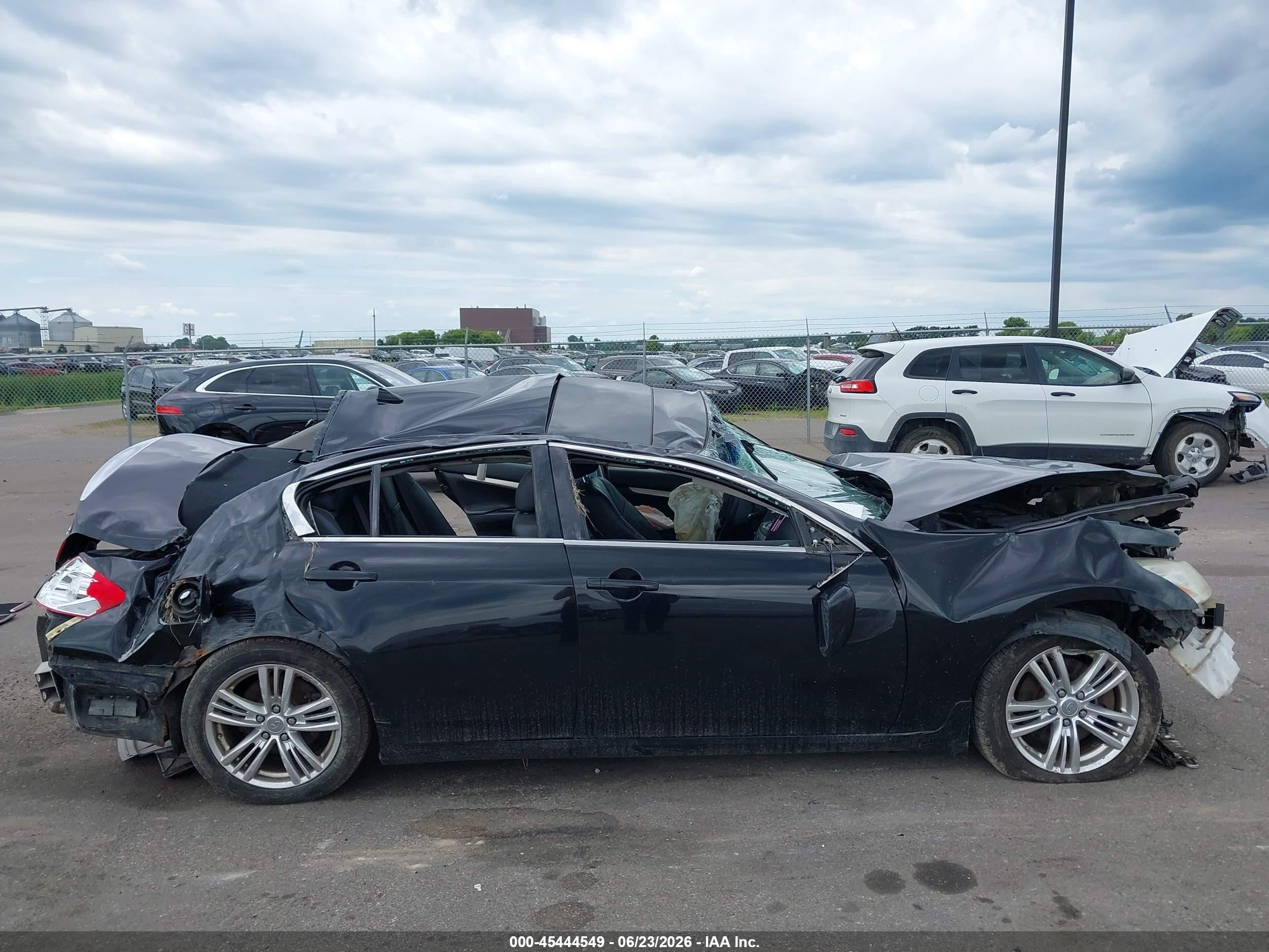 2008 Infiniti G35x   Black vin: JNKBV61F58M274085