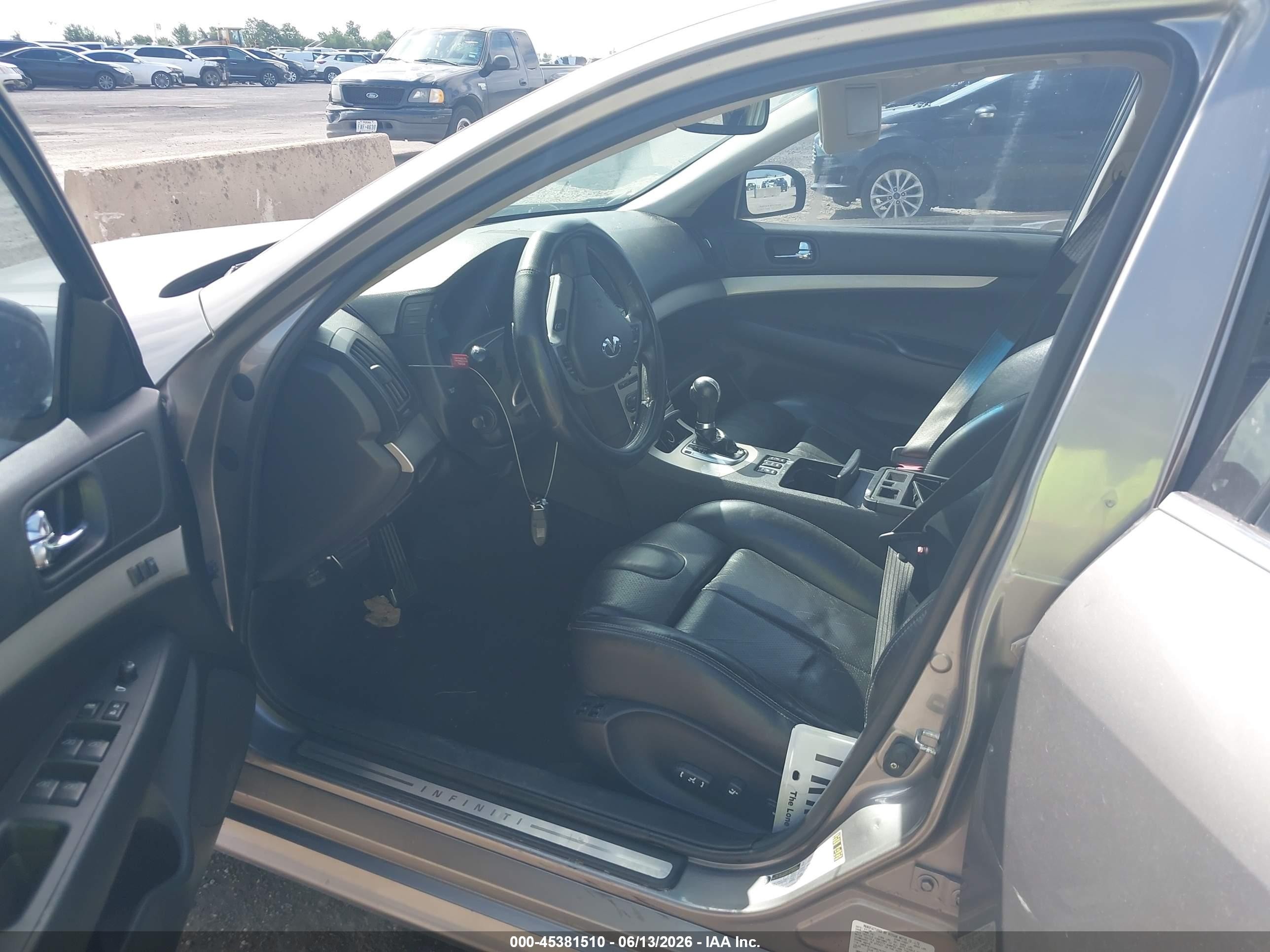 2008 Infiniti G35x Золотой vin: JNKBV61F58M279156