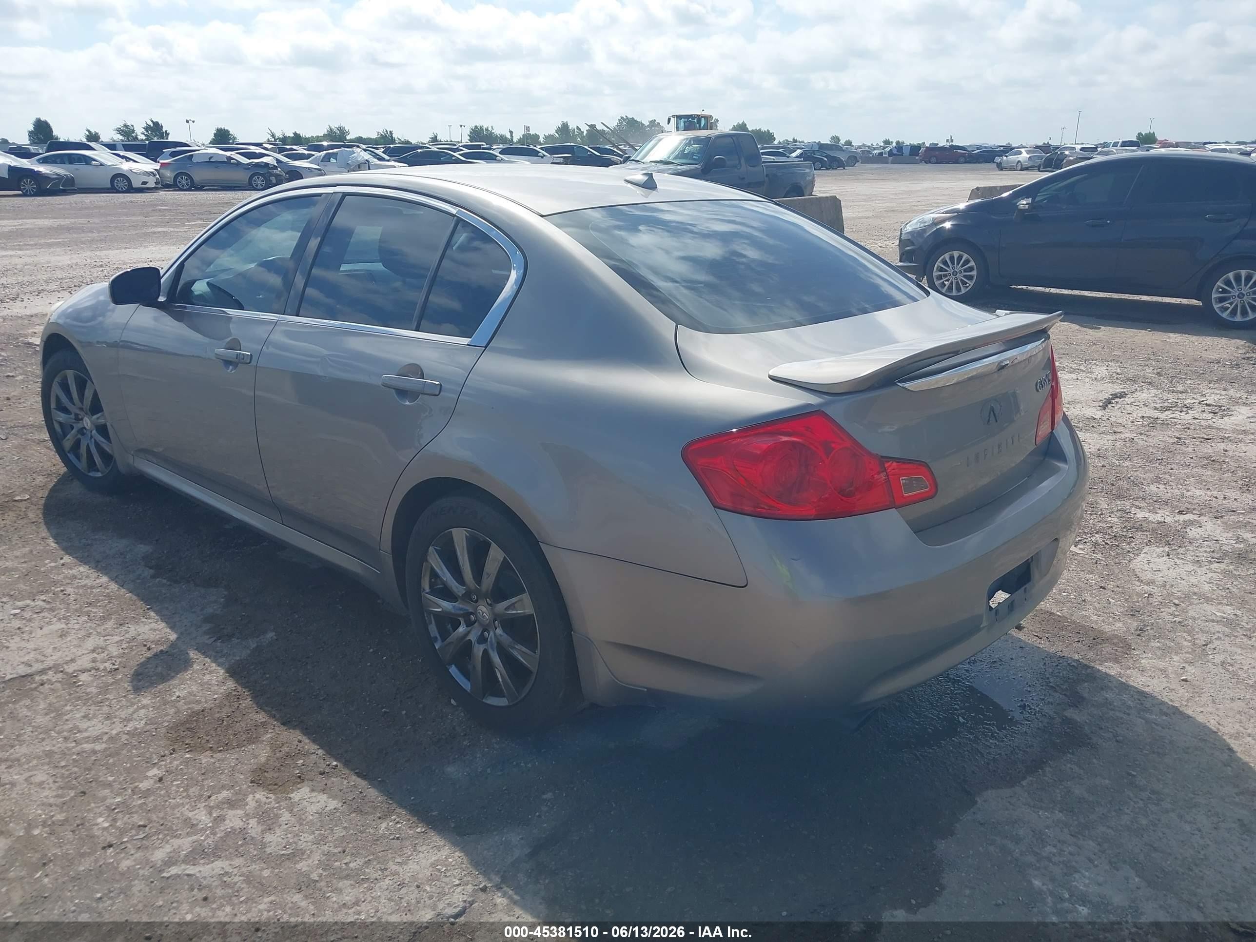 2008 Infiniti G35x Золотой vin: JNKBV61F58M279156