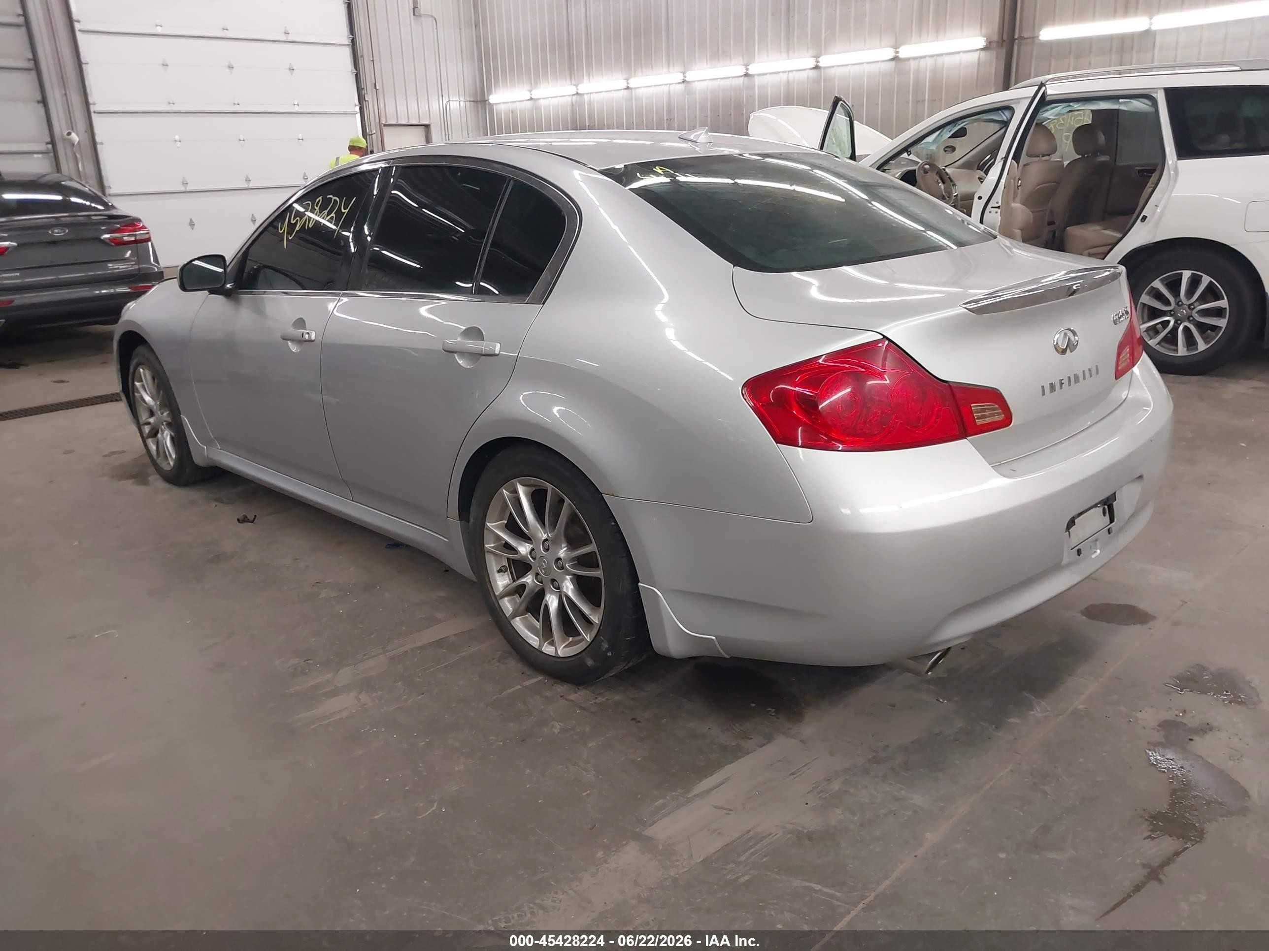 2008 Infiniti G35x   Silver vin: JNKBV61F68M278078