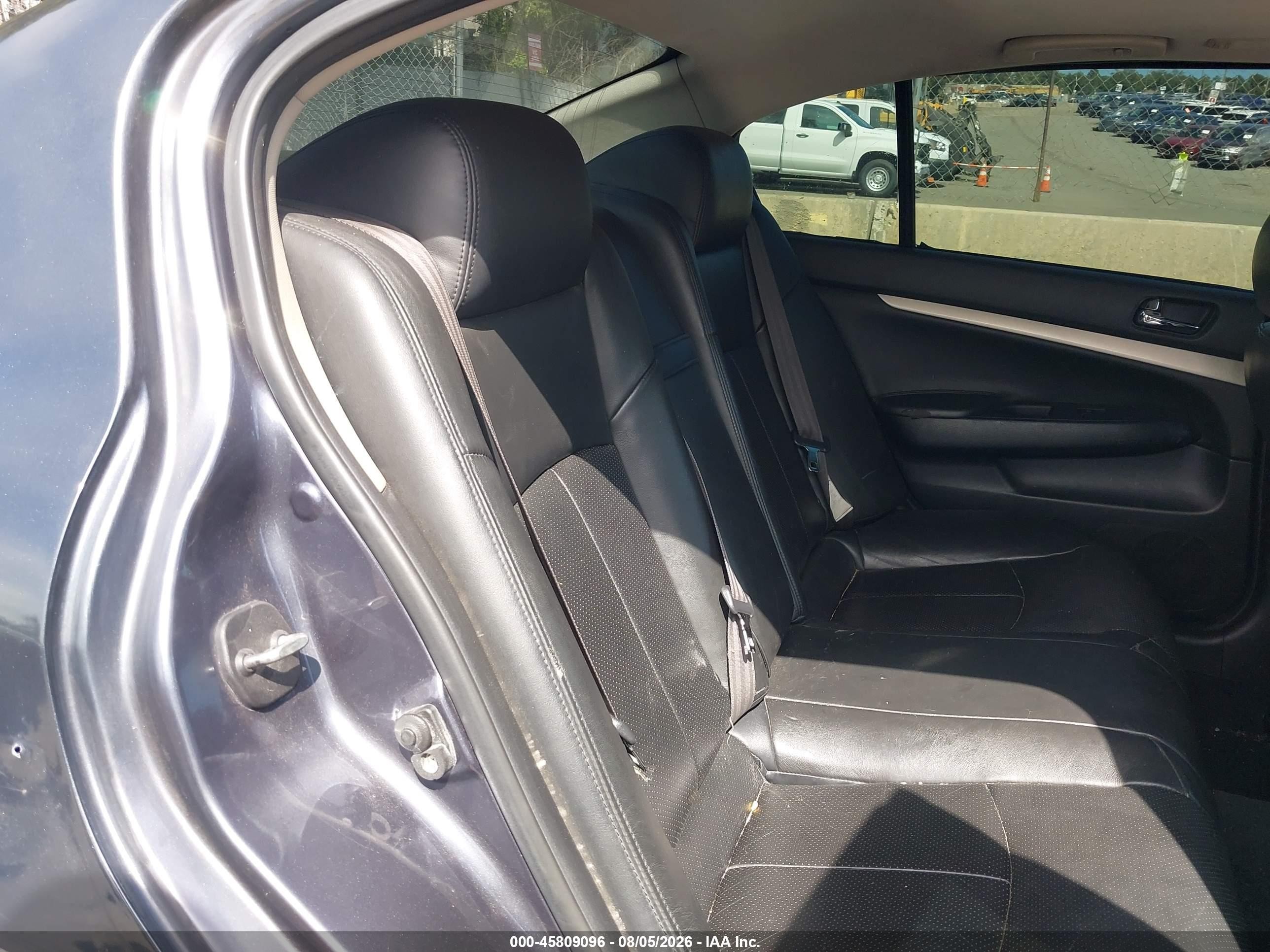 2008 Infiniti G35x   Серый vin: JNKBV61F68M280204