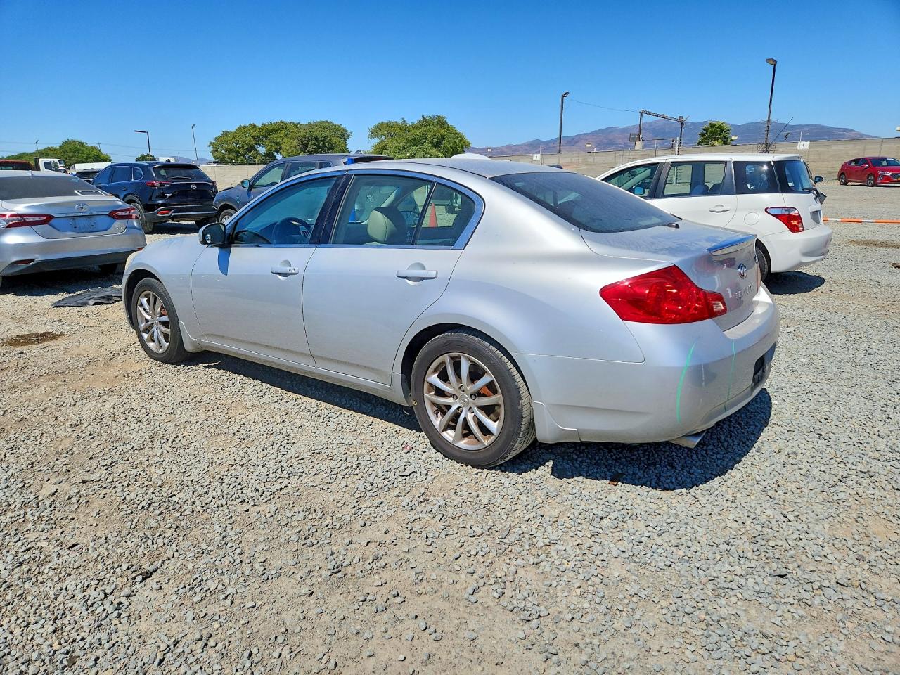 2007 Infiniti G35 X Silver vin: JNKBV61F77M807228