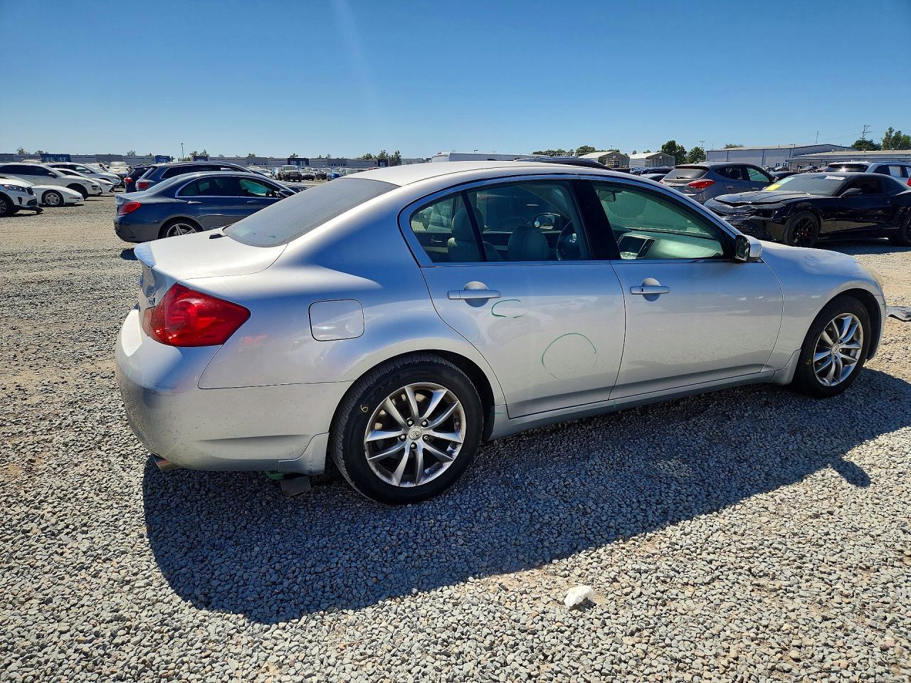 2007 Infiniti G35 X Silver vin: JNKBV61F77M807228