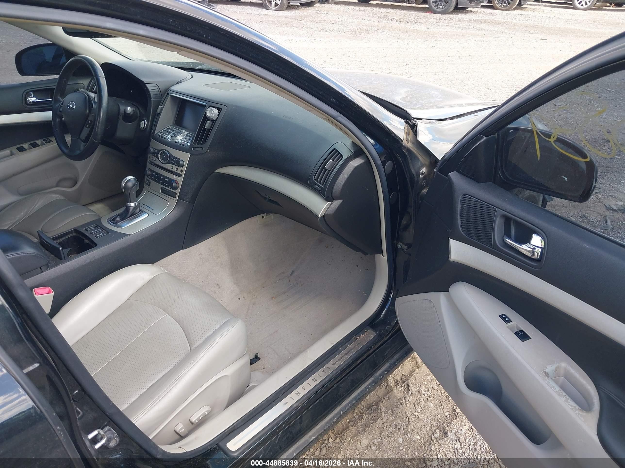 2008 Infiniti G35x   Black vin: JNKBV61F78M256526