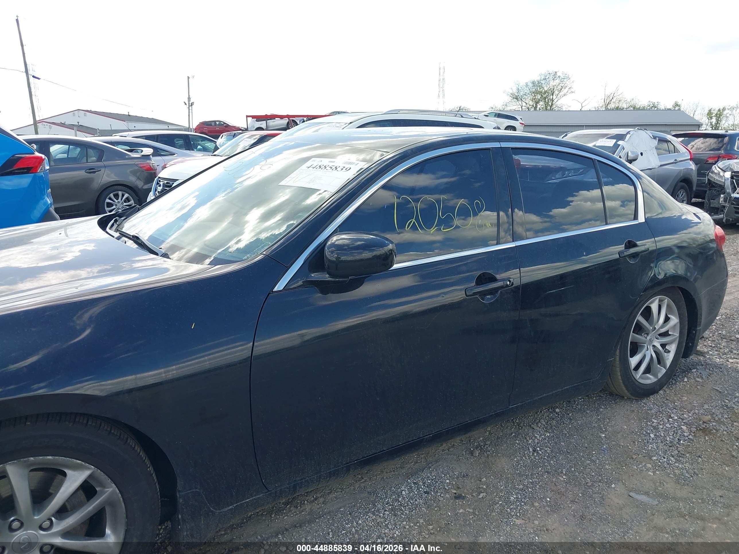 2008 Infiniti G35x   Black vin: JNKBV61F78M256526