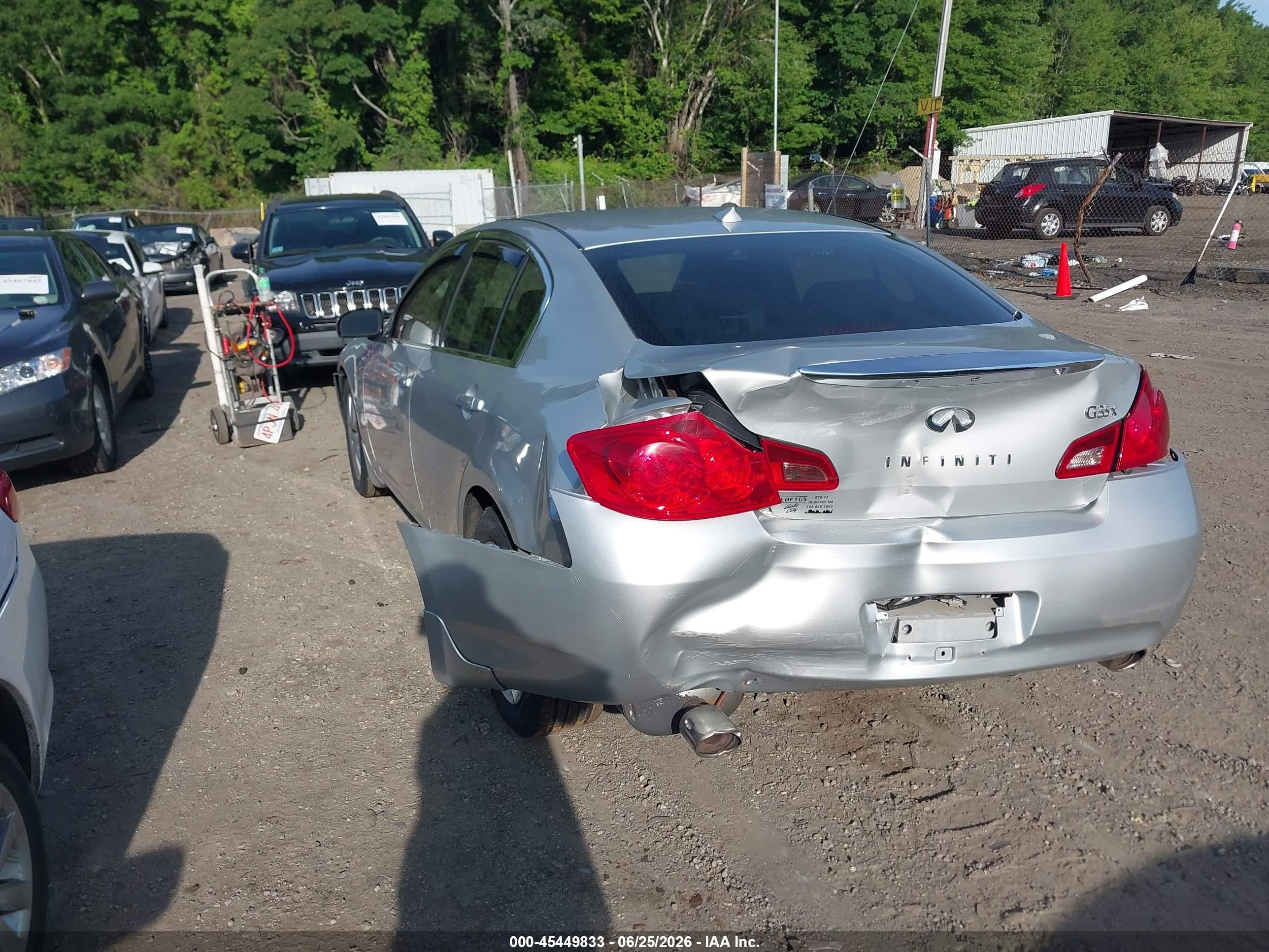 2008 Infiniti G35x   Silver vin: JNKBV61F78M269681