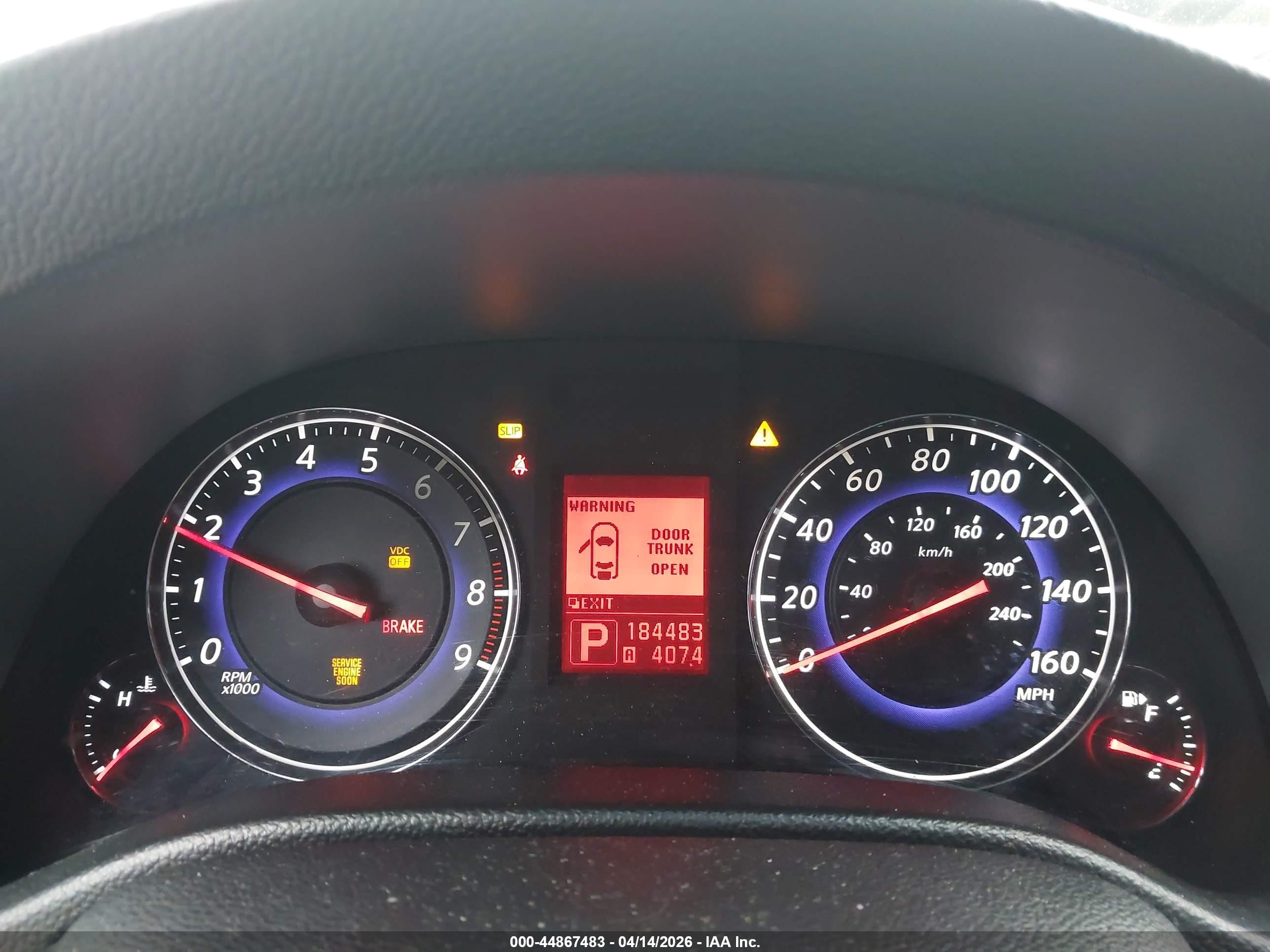 2007 Infiniti G35x   White vin: JNKBV61F87M809845