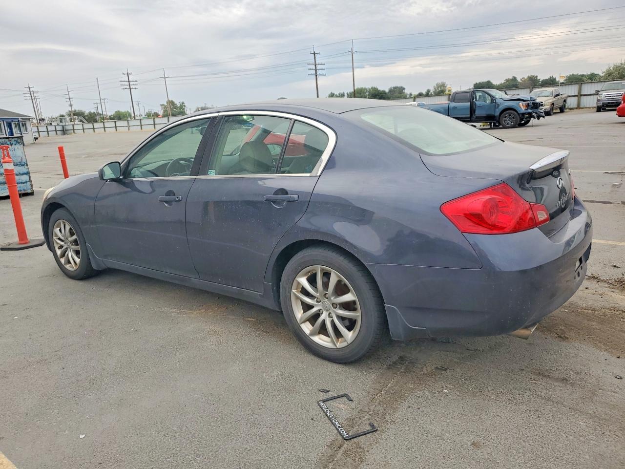 2007 Infiniti G35 X Charcoal vin: JNKBV61F87M824233
