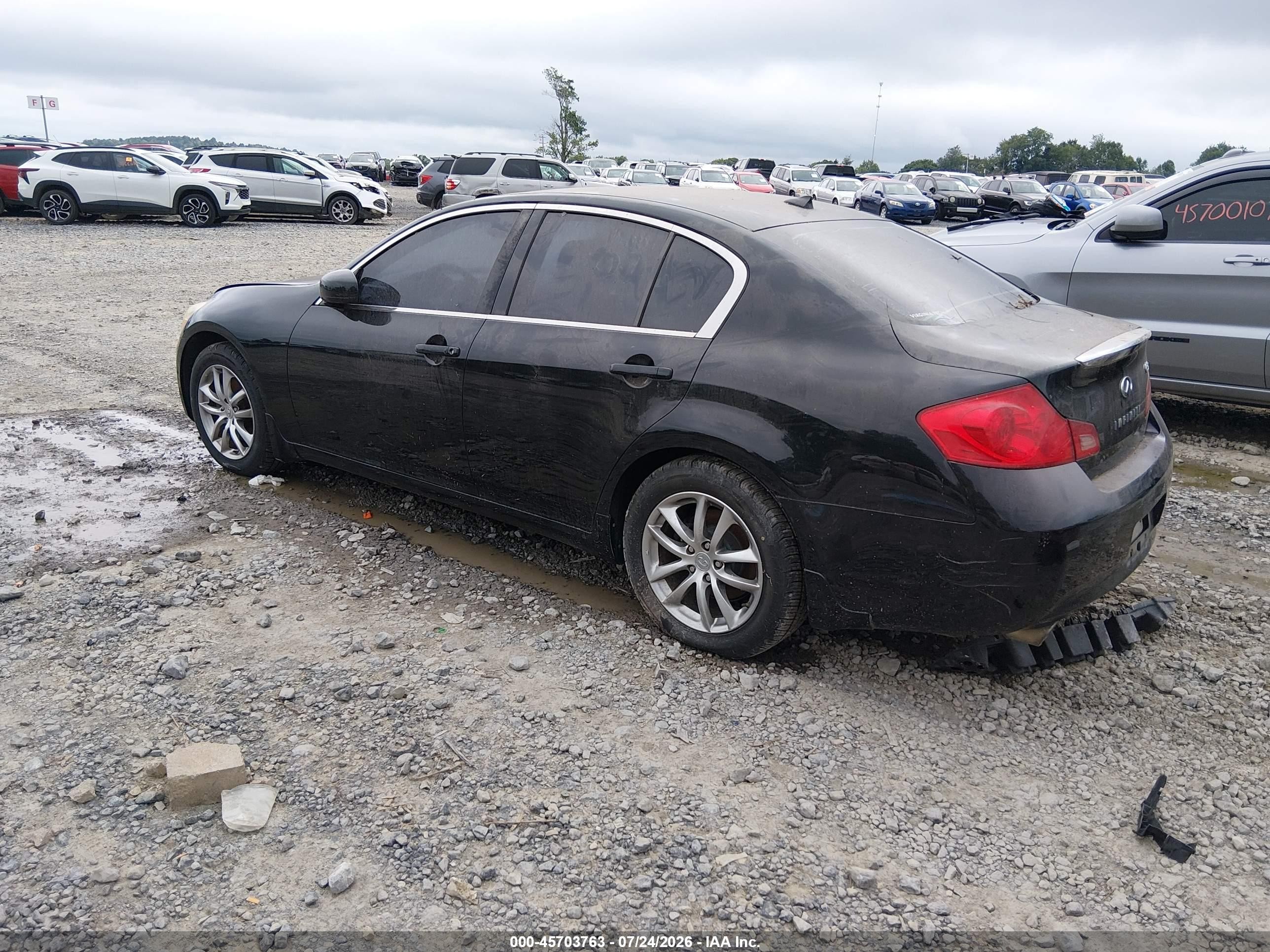 2007 Infiniti G35x   Black vin: JNKBV61F87M824703