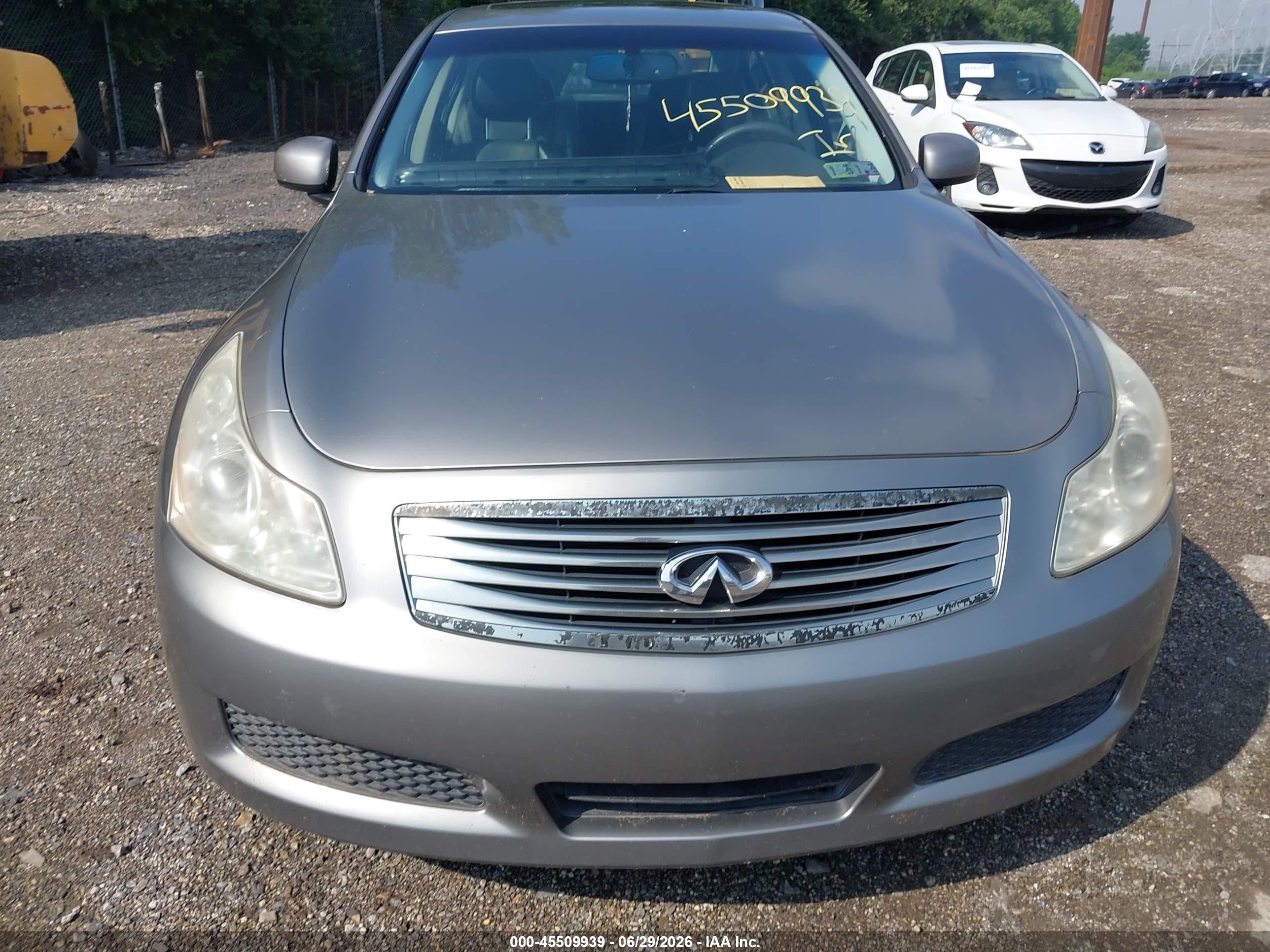 2008 Infiniti G35x   Gold vin: JNKBV61F88M251402