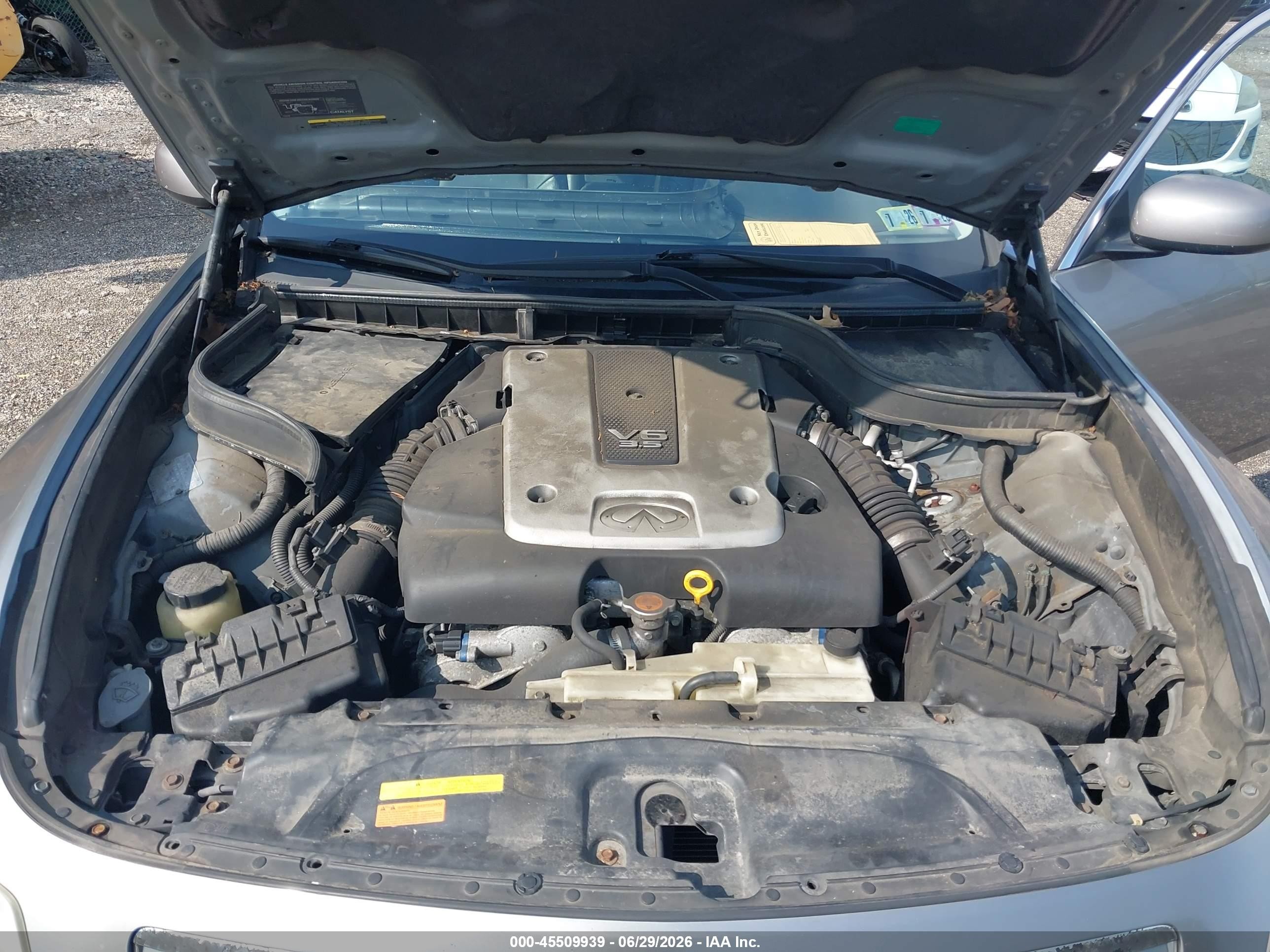 2008 Infiniti G35x   Gold vin: JNKBV61F88M251402