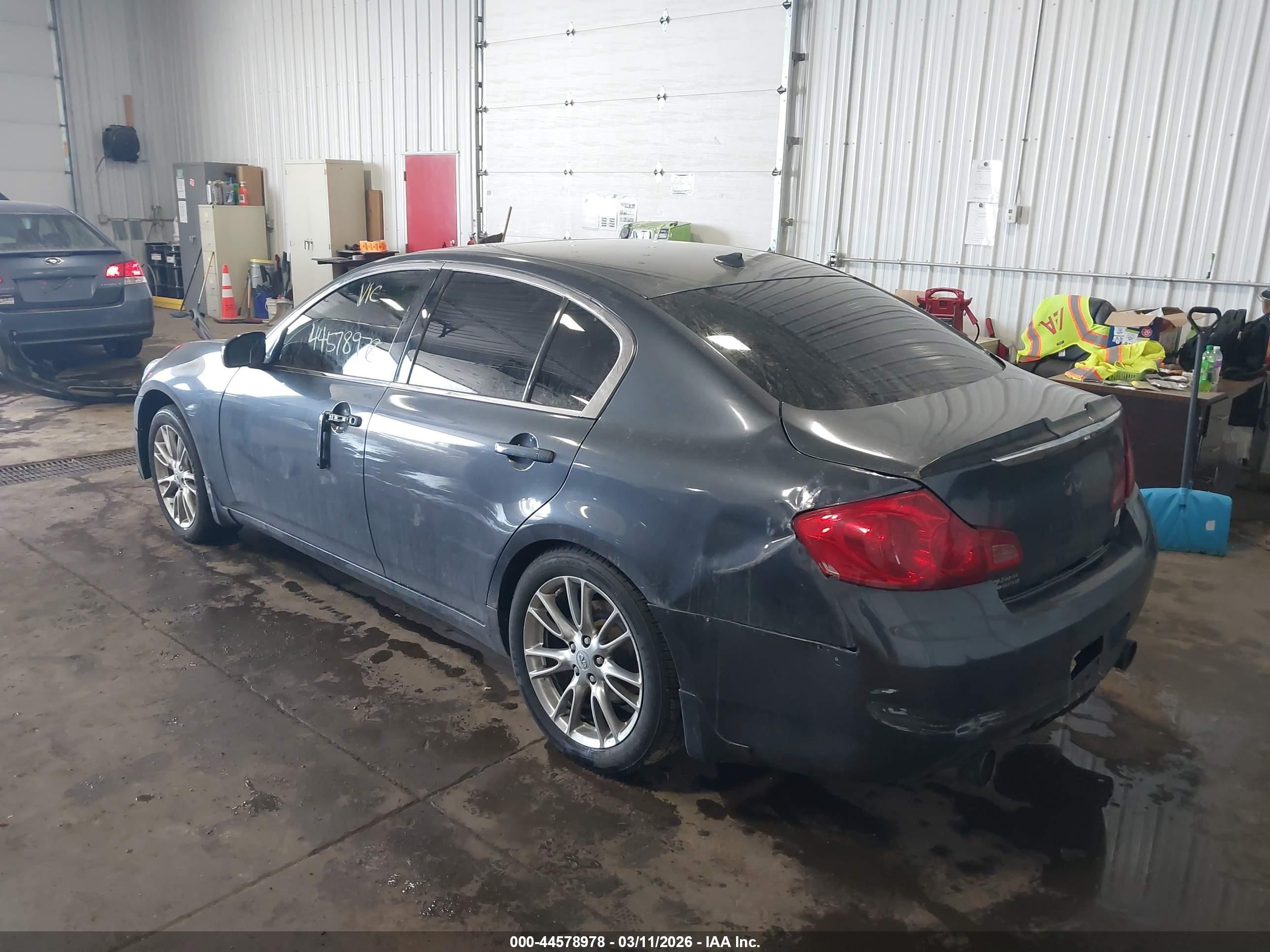 2008 Infiniti G35x   Blue vin: JNKBV61F88M276283