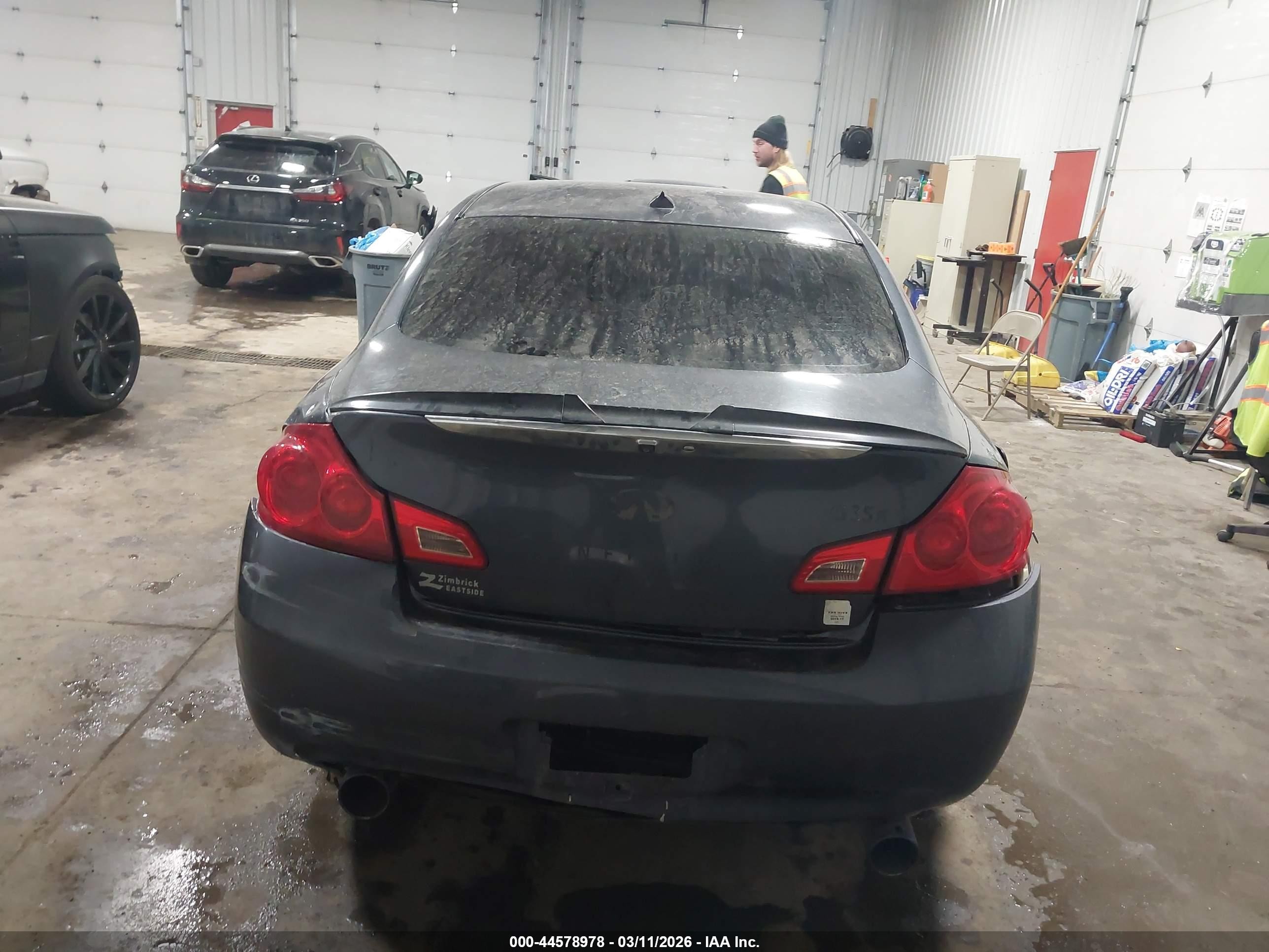 2008 Infiniti G35x   Blue vin: JNKBV61F88M276283
