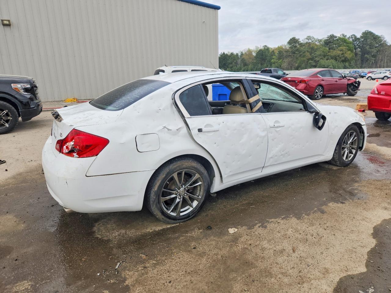 2008 Infiniti G35 X Белый vin: JNKBV61F88M280169