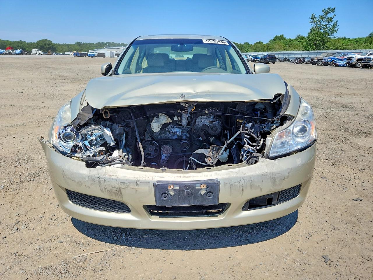 2007 Infiniti G35 X Gold vin: JNKBV61F97M812978