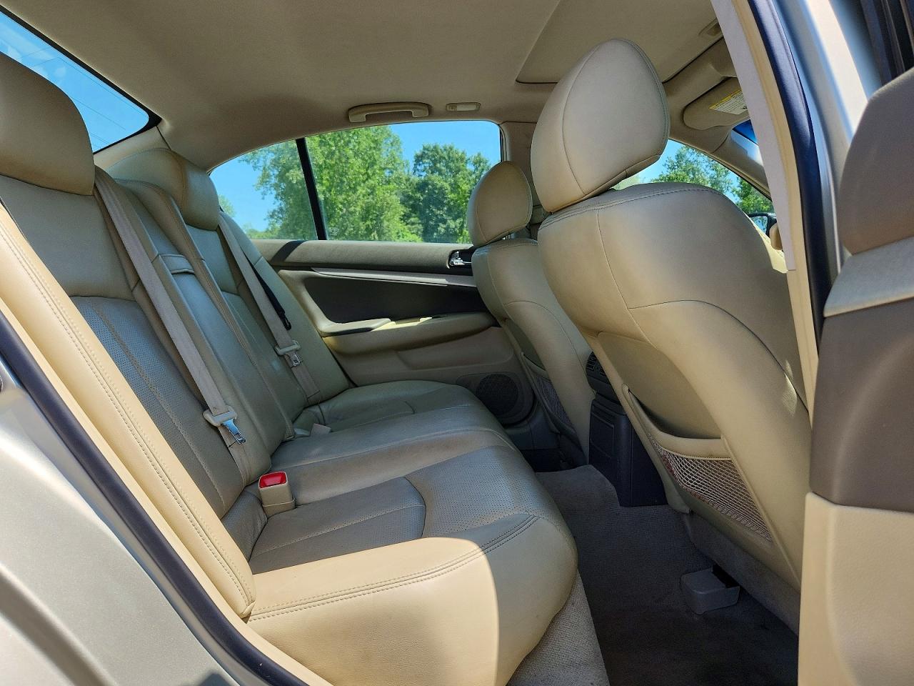 2007 Infiniti G35 X Gold vin: JNKBV61F97M812978