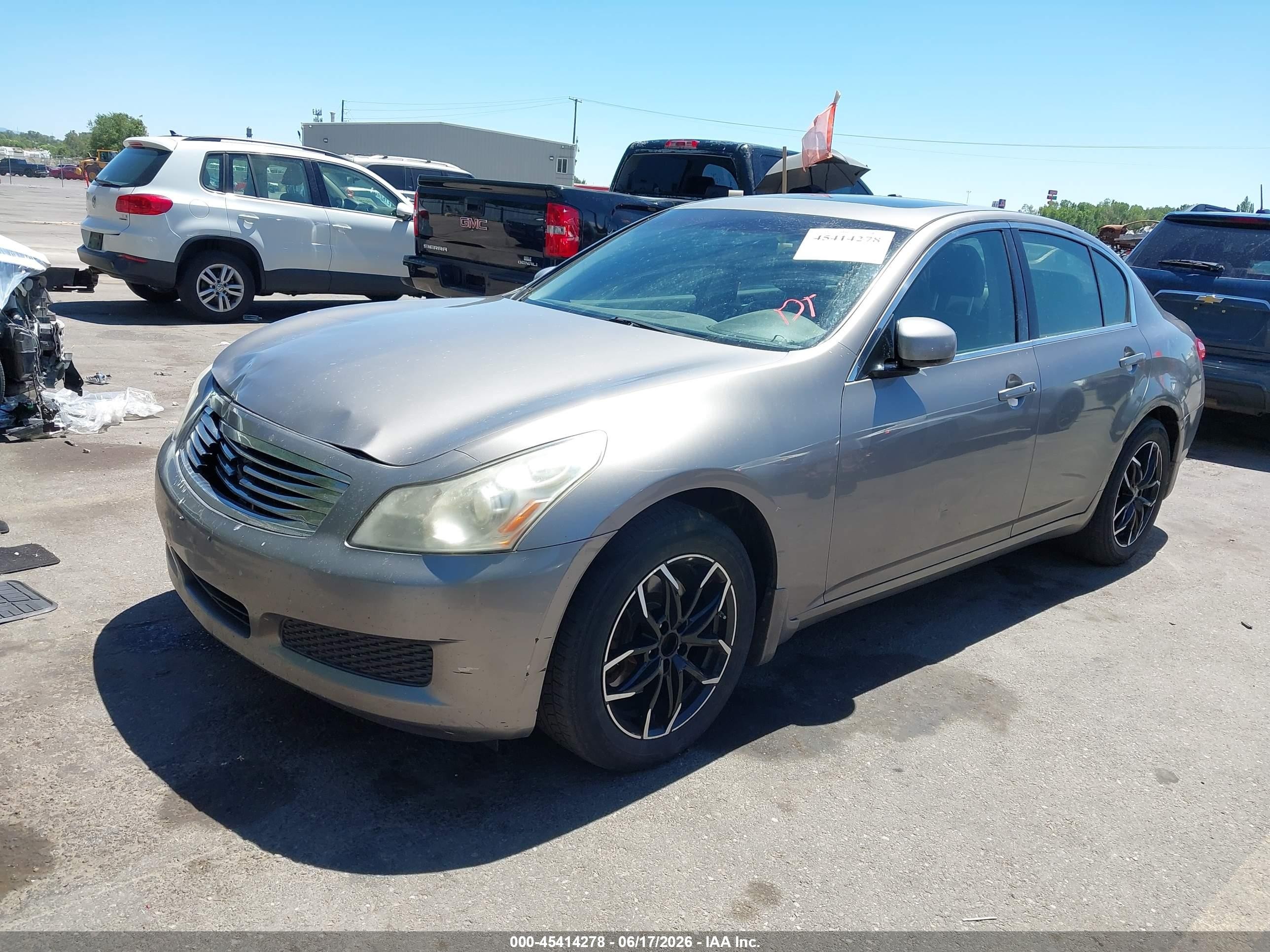2008 Infiniti G35x   Серый vin: JNKBV61F98M272971