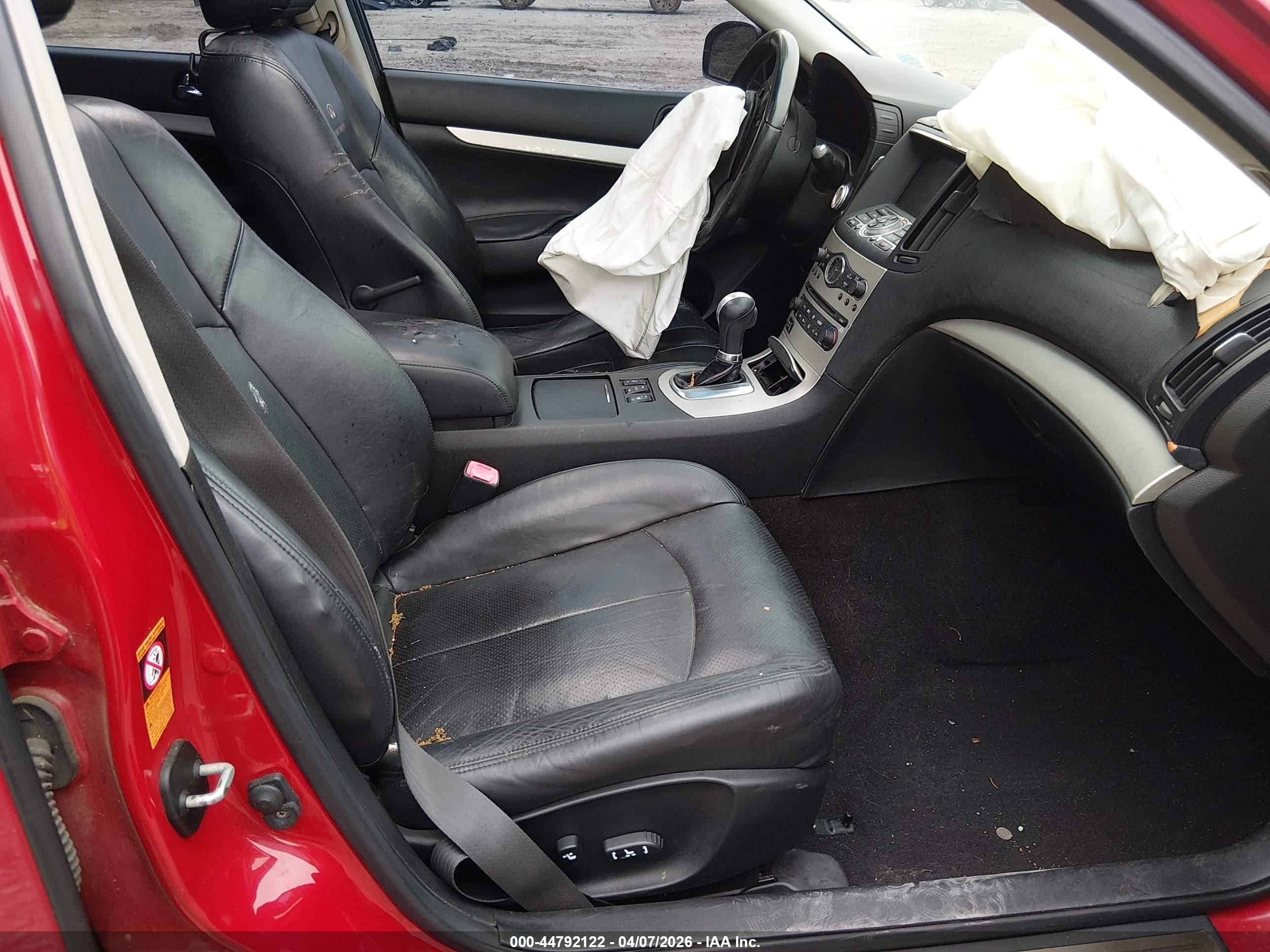 2007 Infiniti G35x   Красный vin: JNKBV61FX7M803383