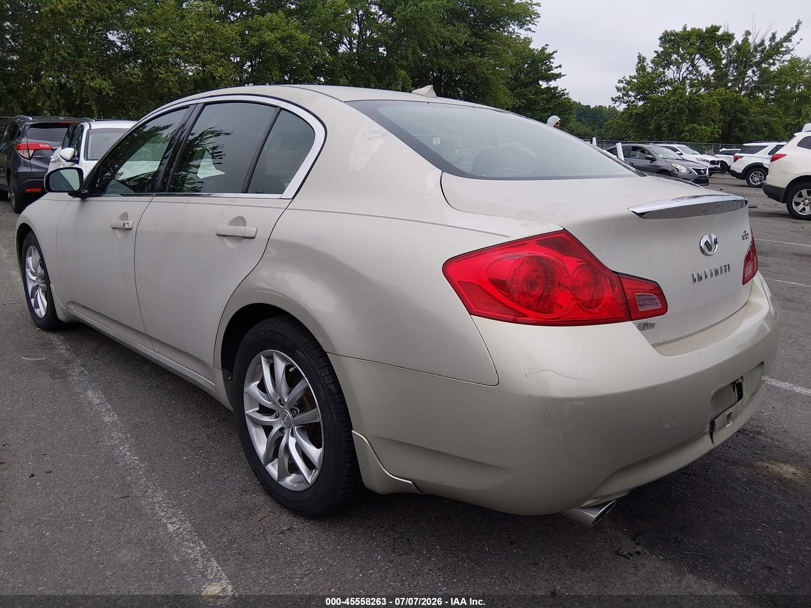 2007 Infiniti G35x   Gold vin: JNKBV61FX7M823536