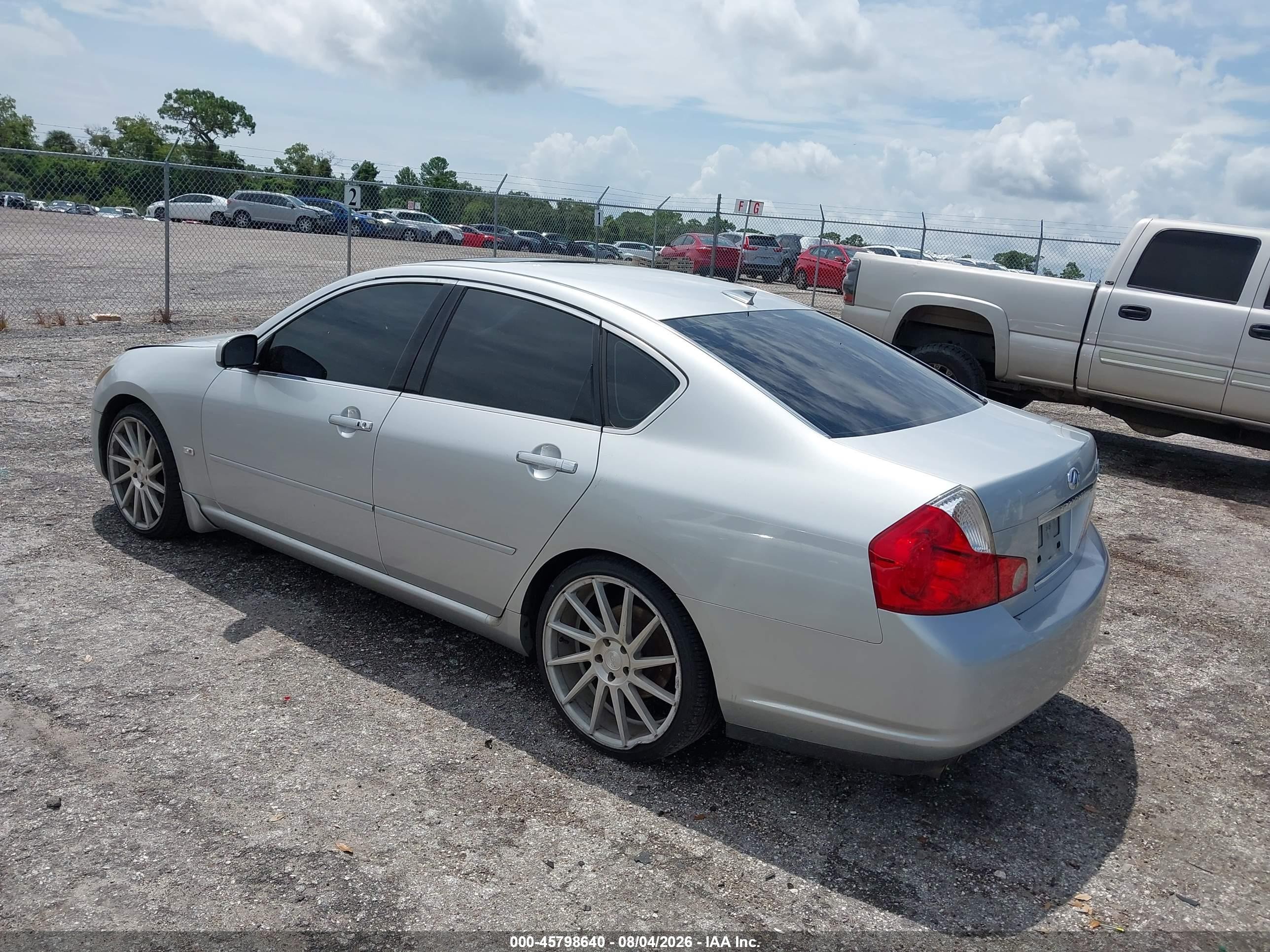 2007 Infiniti M45 Sport Silver vin: JNKBY01E17M401487