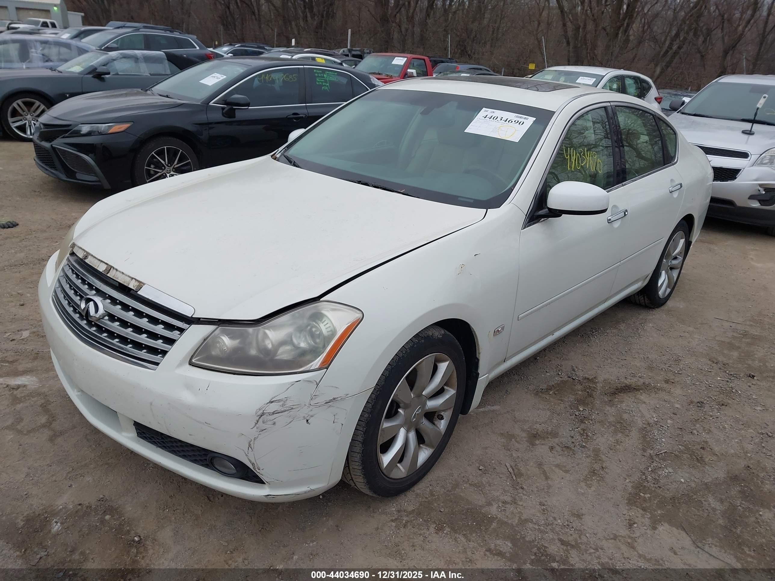 2006 Infiniti M45   White vin: JNKBY01E26M207100