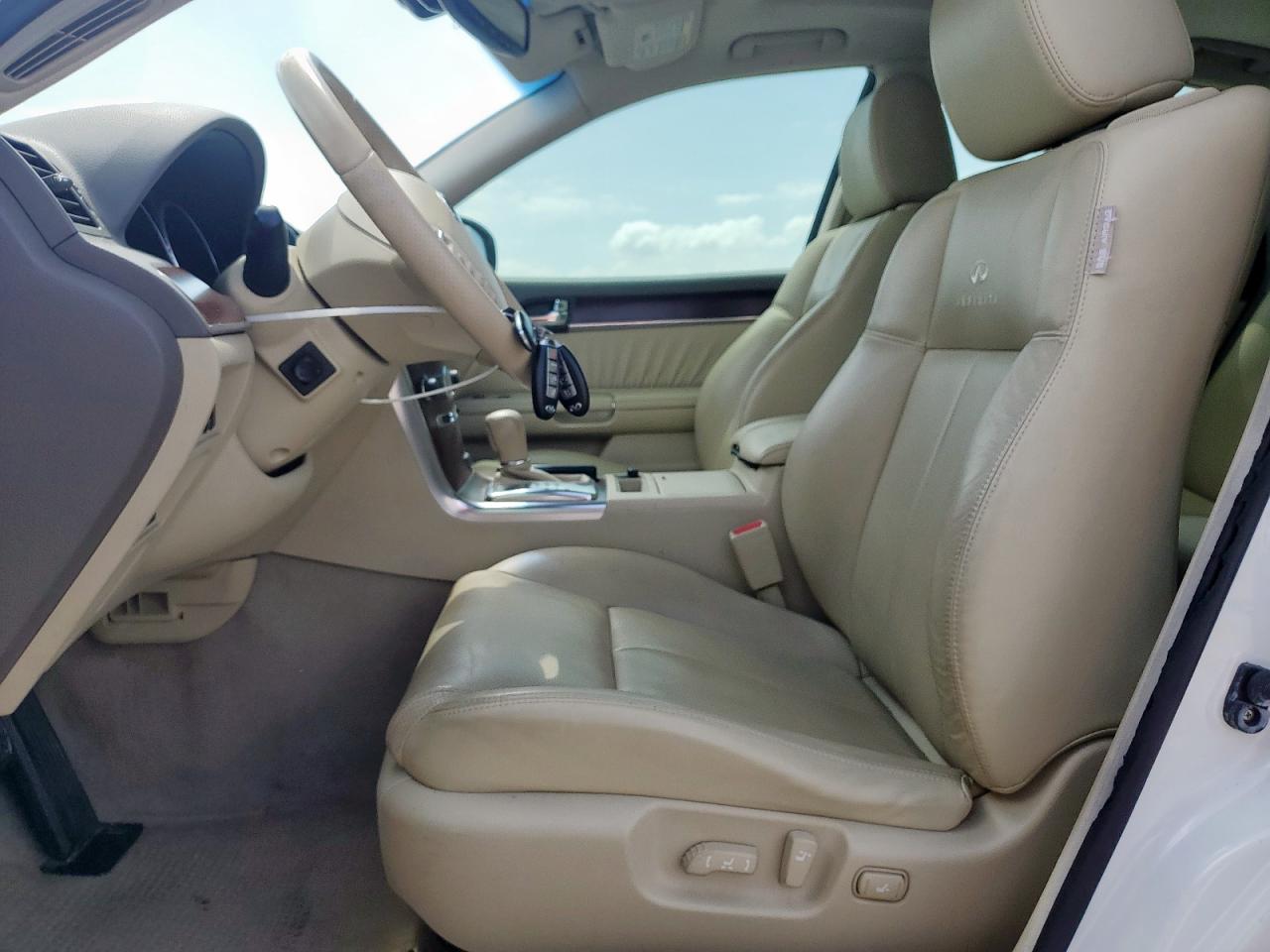 2008 Infiniti M45 Base Белый vin: JNKBY01E28M500207