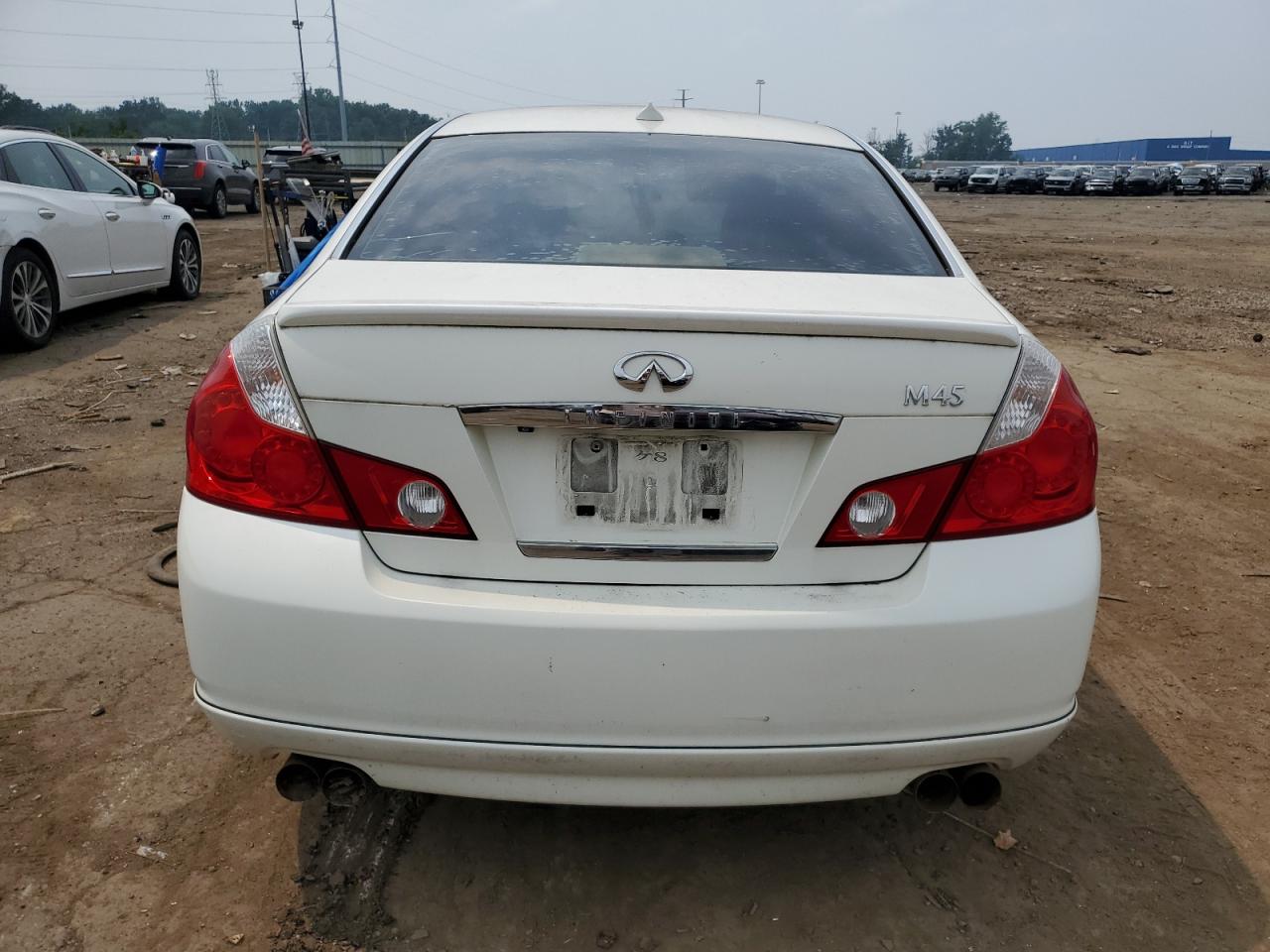 2006 Infiniti M45 Base White vin: JNKBY01E36M208451