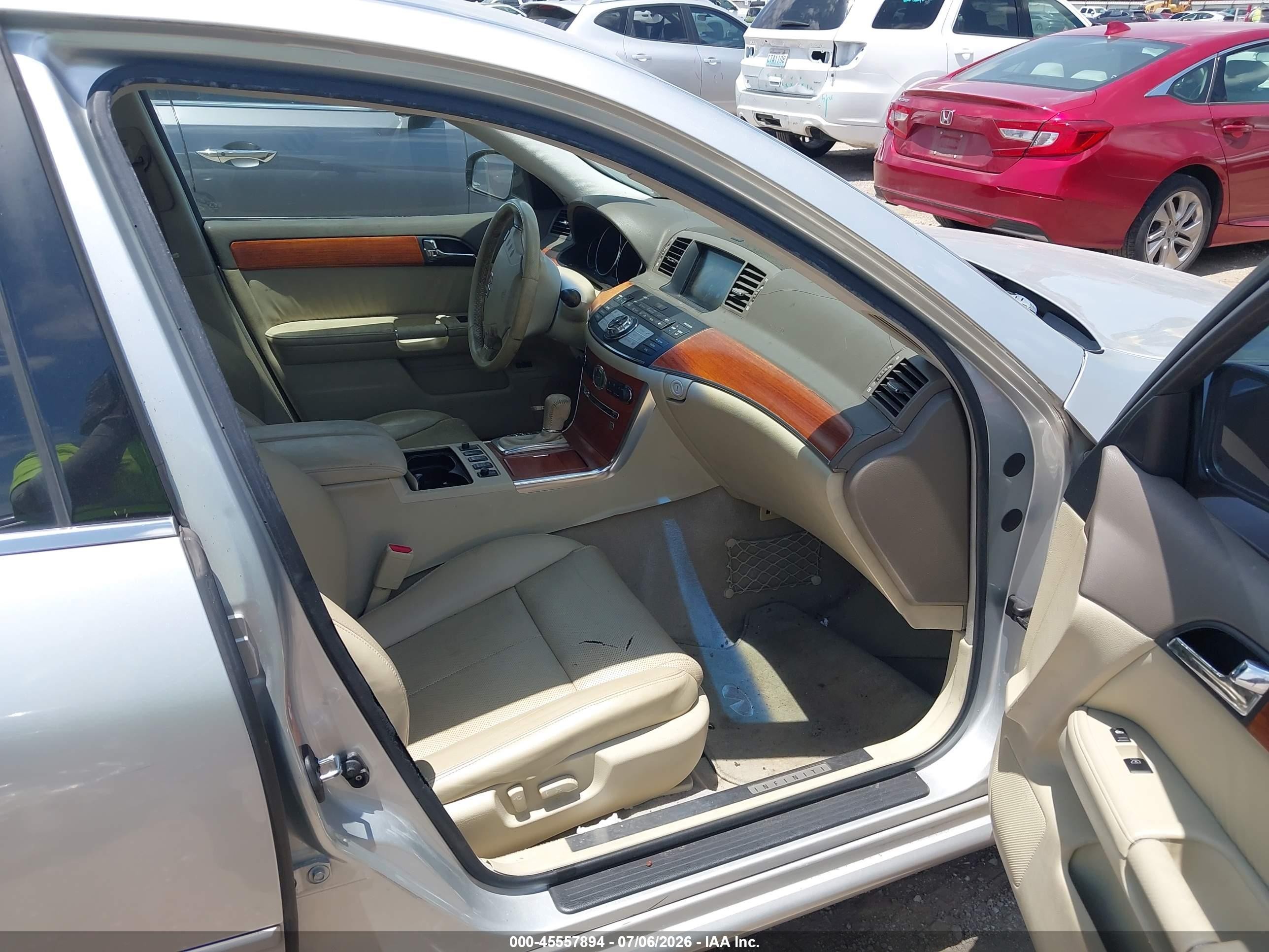 2006 Infiniti M45   Silver vin: JNKBY01E46M202867