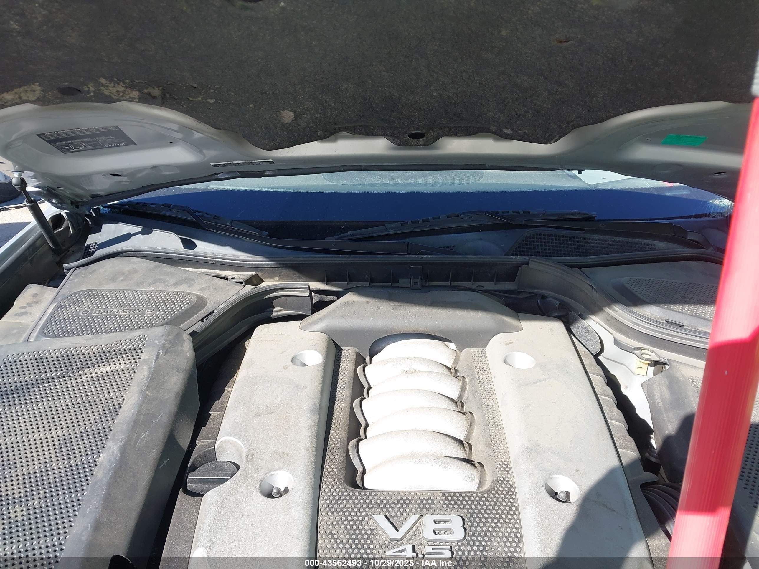 2008 Infiniti M45   Серебряный vin: JNKBY01E68M500274