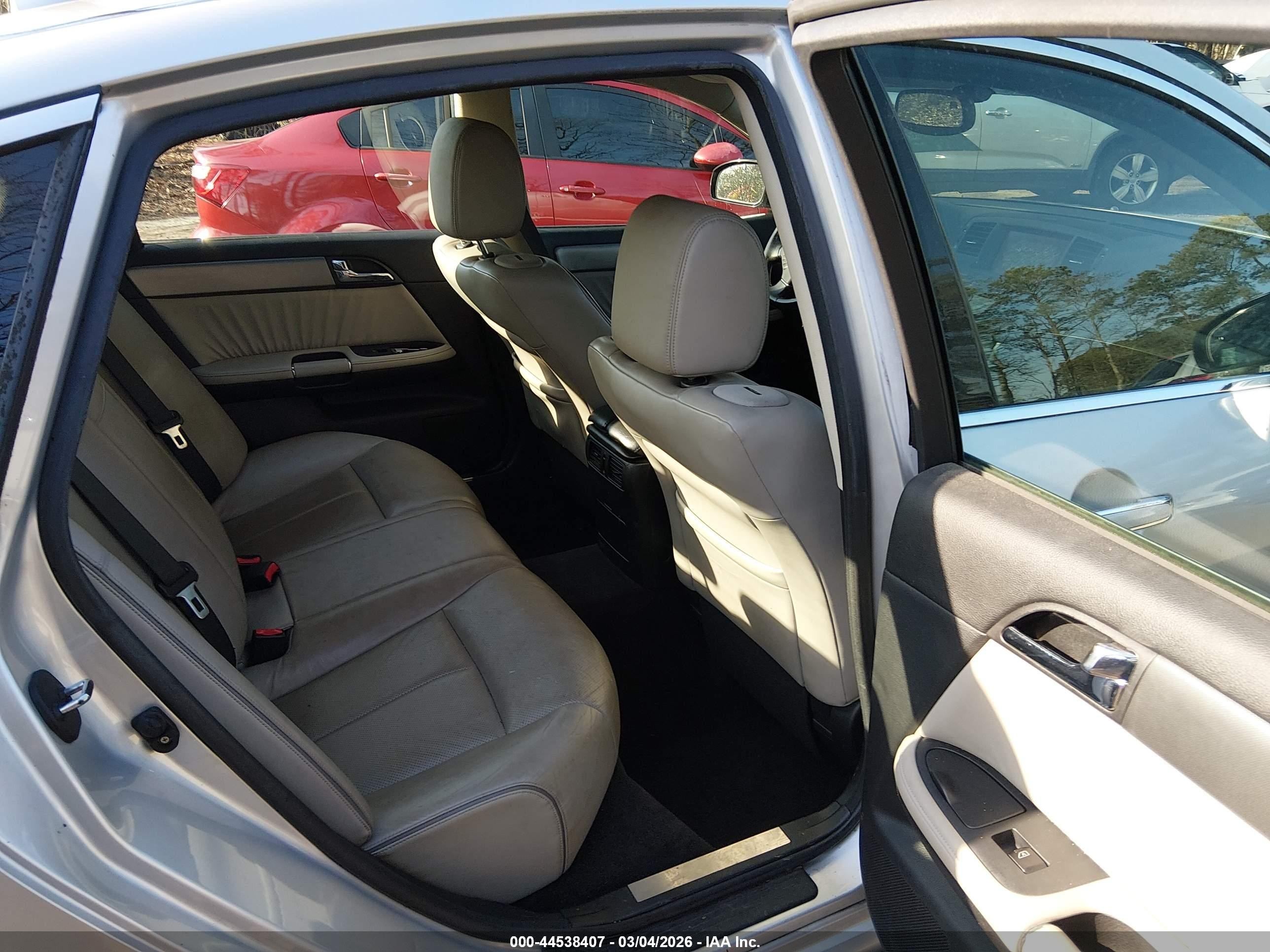 2006 Infiniti M45 Sport Серебряный vin: JNKBY01E76M200093