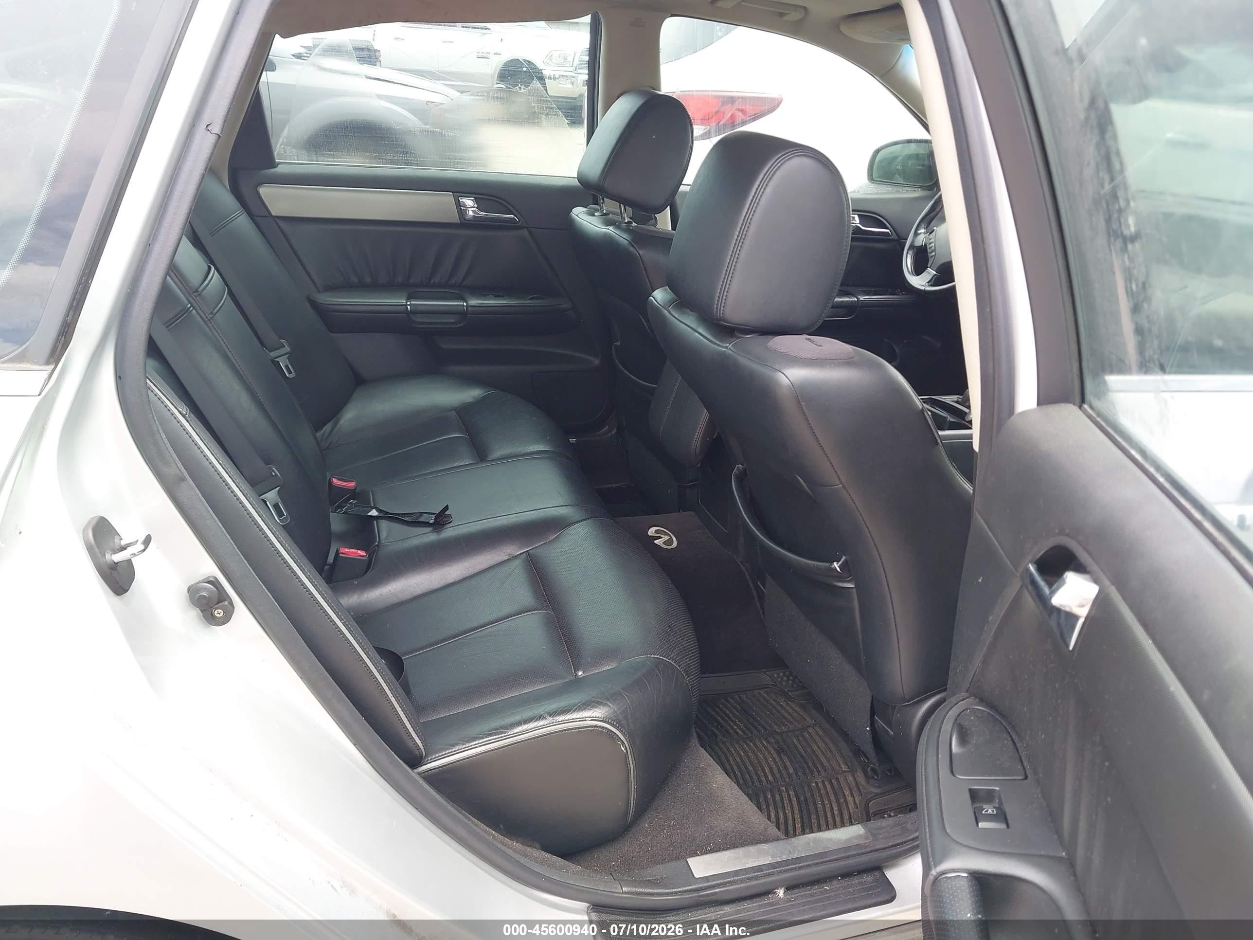 2006 Infiniti M45 Sport Silver vin: JNKBY01E76M205164