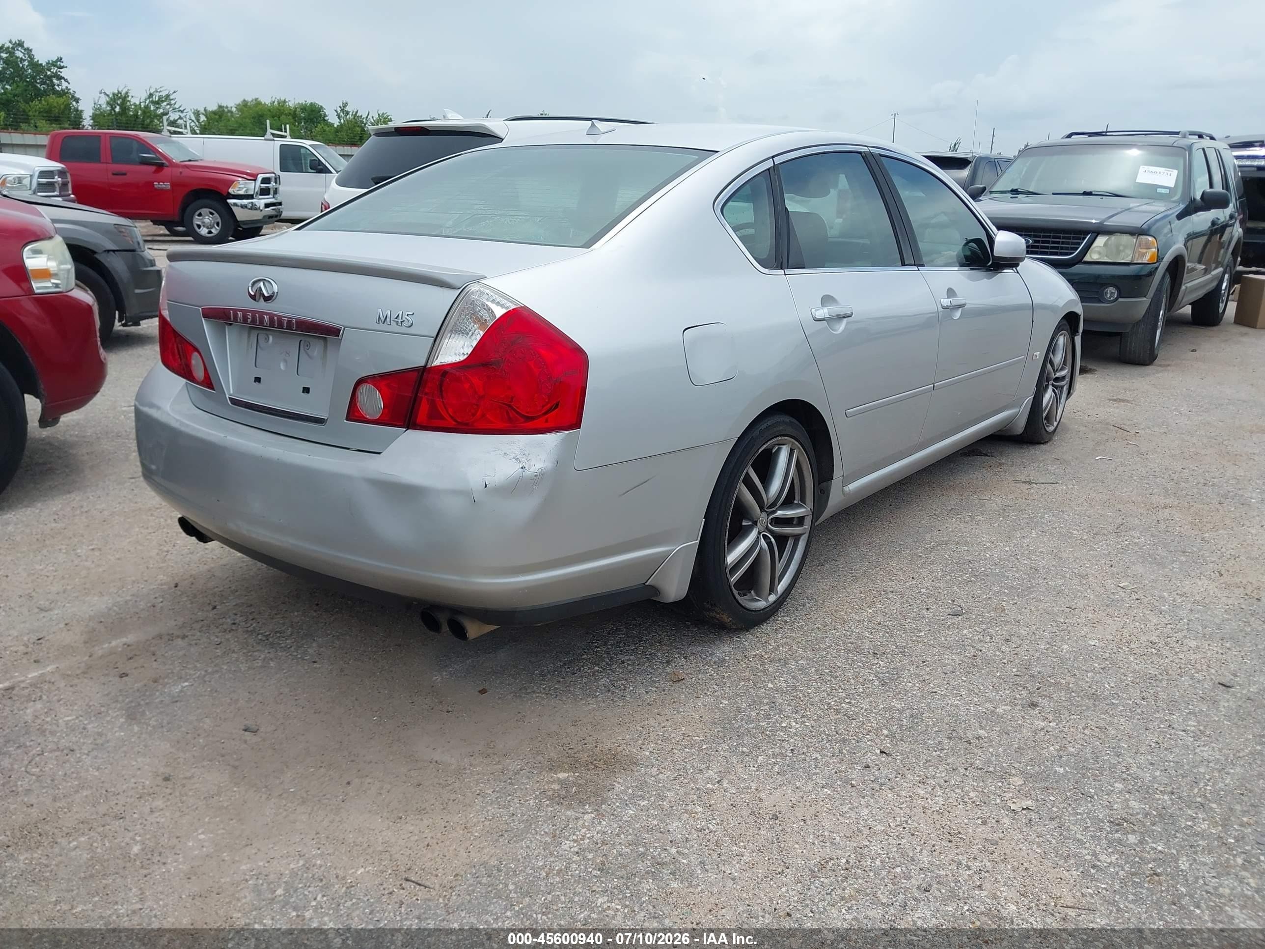 2006 Infiniti M45 Sport Silver vin: JNKBY01E76M205164