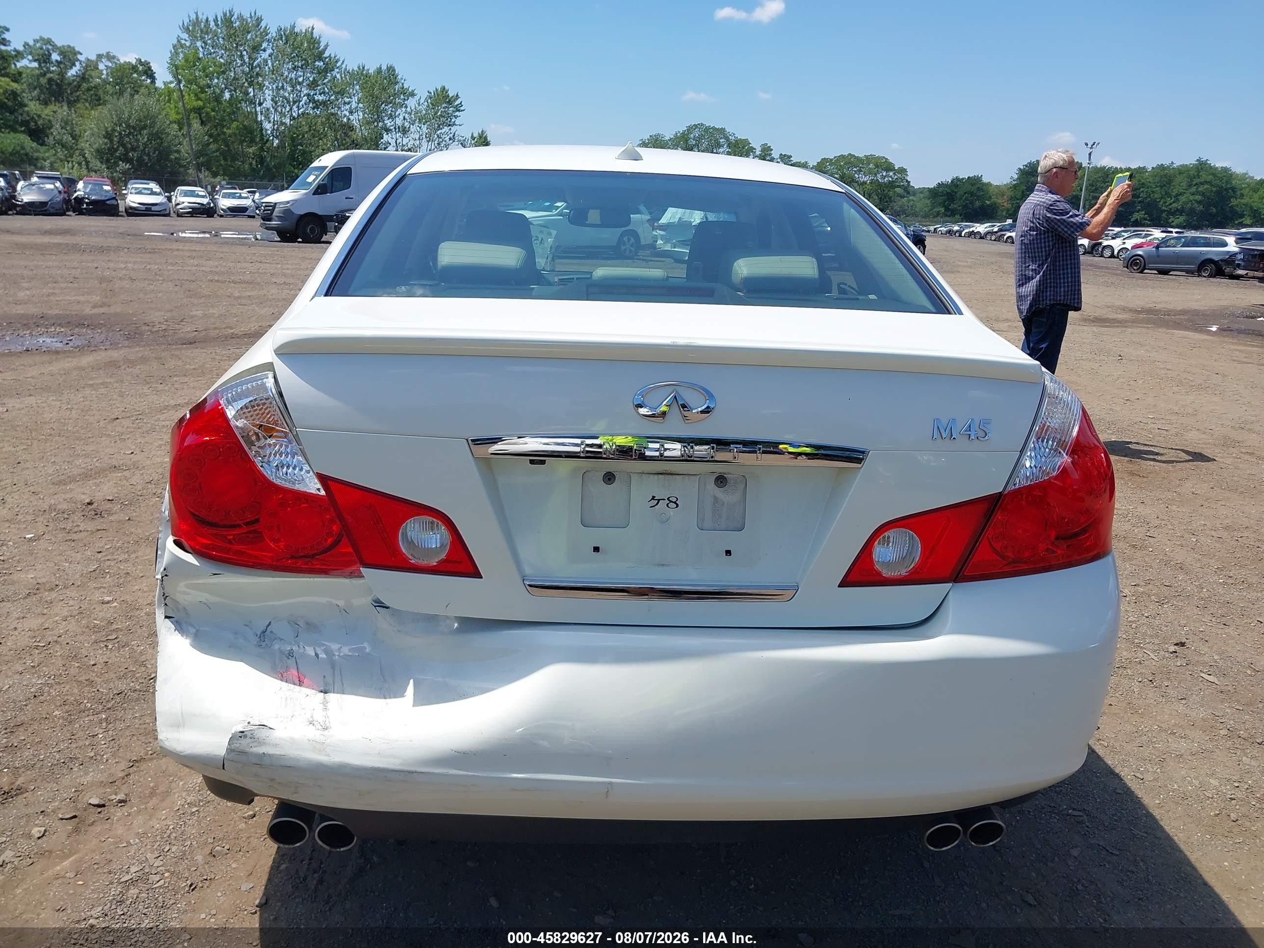 2007 Infiniti M45 Sport White vin: JNKBY01E77M403549