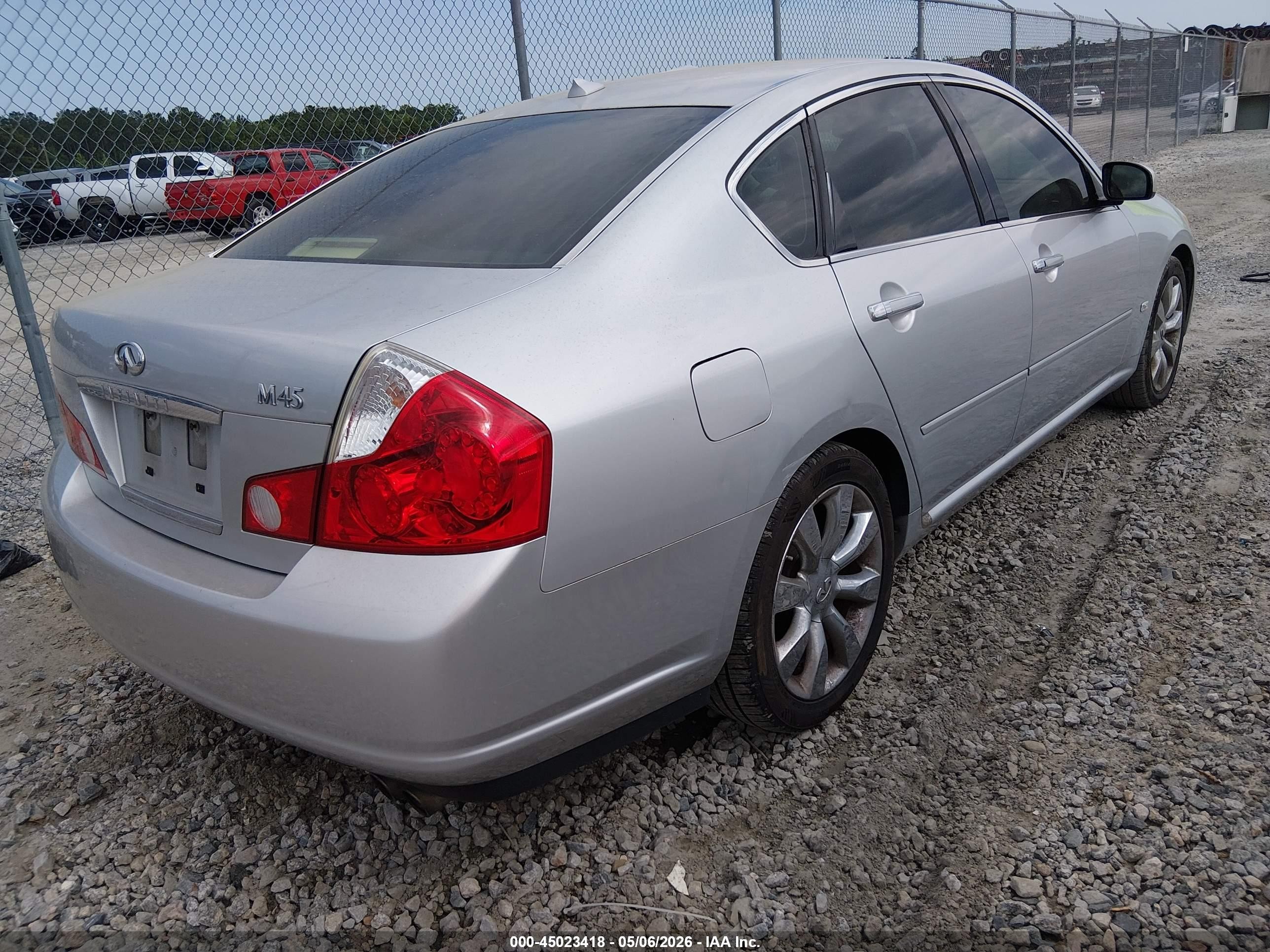 2006 Infiniti M45   Серебряный vin: JNKBY01E96M201035