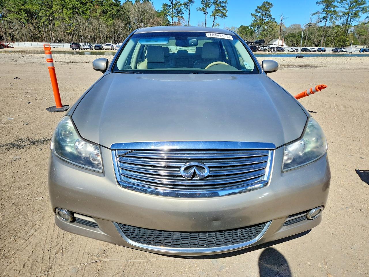 2008 Infiniti M45 Base Tan vin: JNKBY01E98M500446