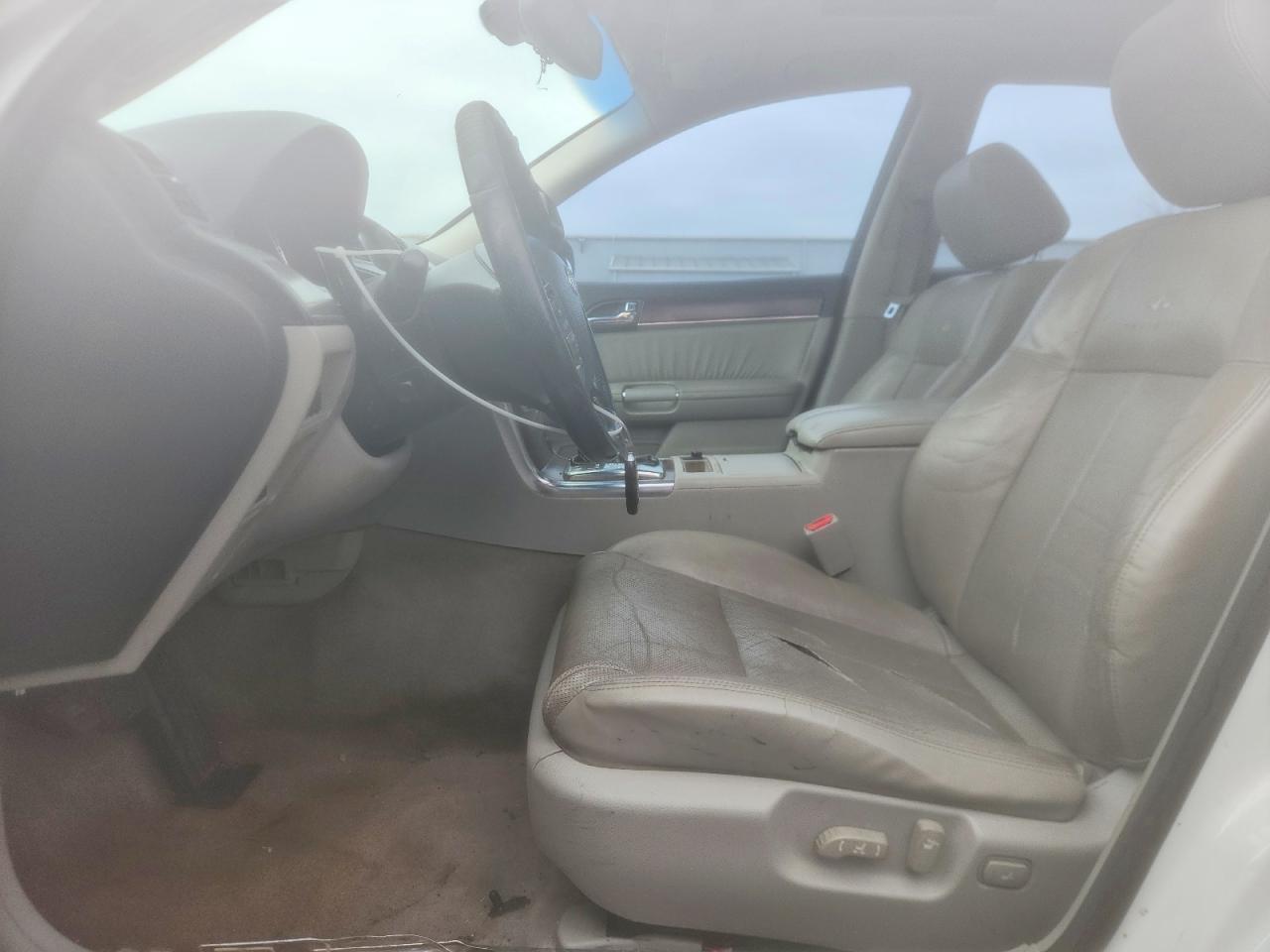2008 Infiniti M45 Base White vin: JNKBY01EX8M500357