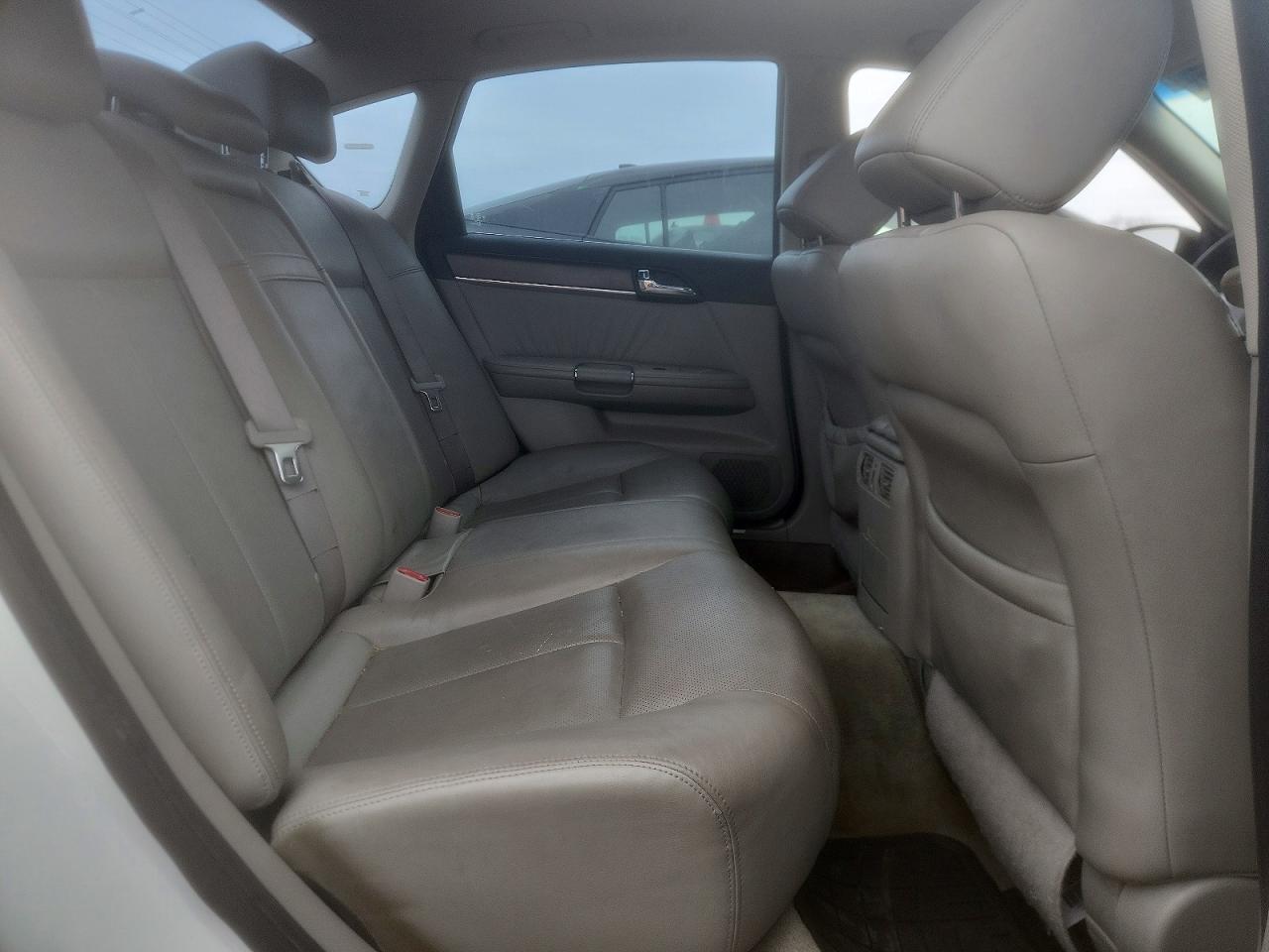 2008 Infiniti M45 Base White vin: JNKBY01EX8M500357