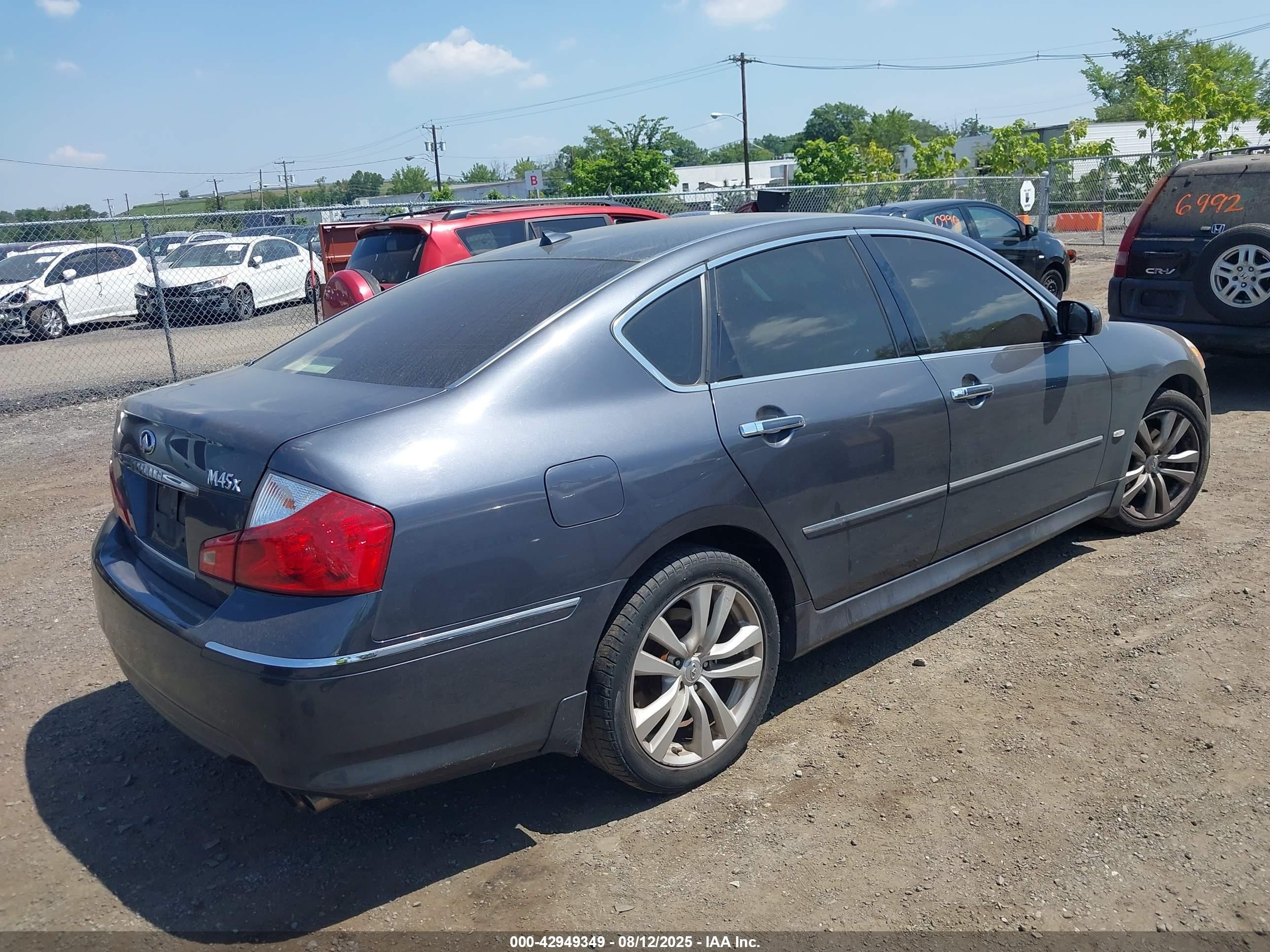 2008 Infiniti M45x   Gray vin: JNKBY01F08M550273