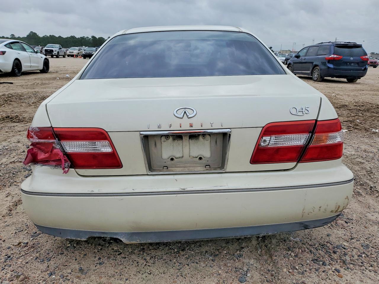 1997 Infiniti Q45 Base Beige vin: JNKBY31A1VM302342