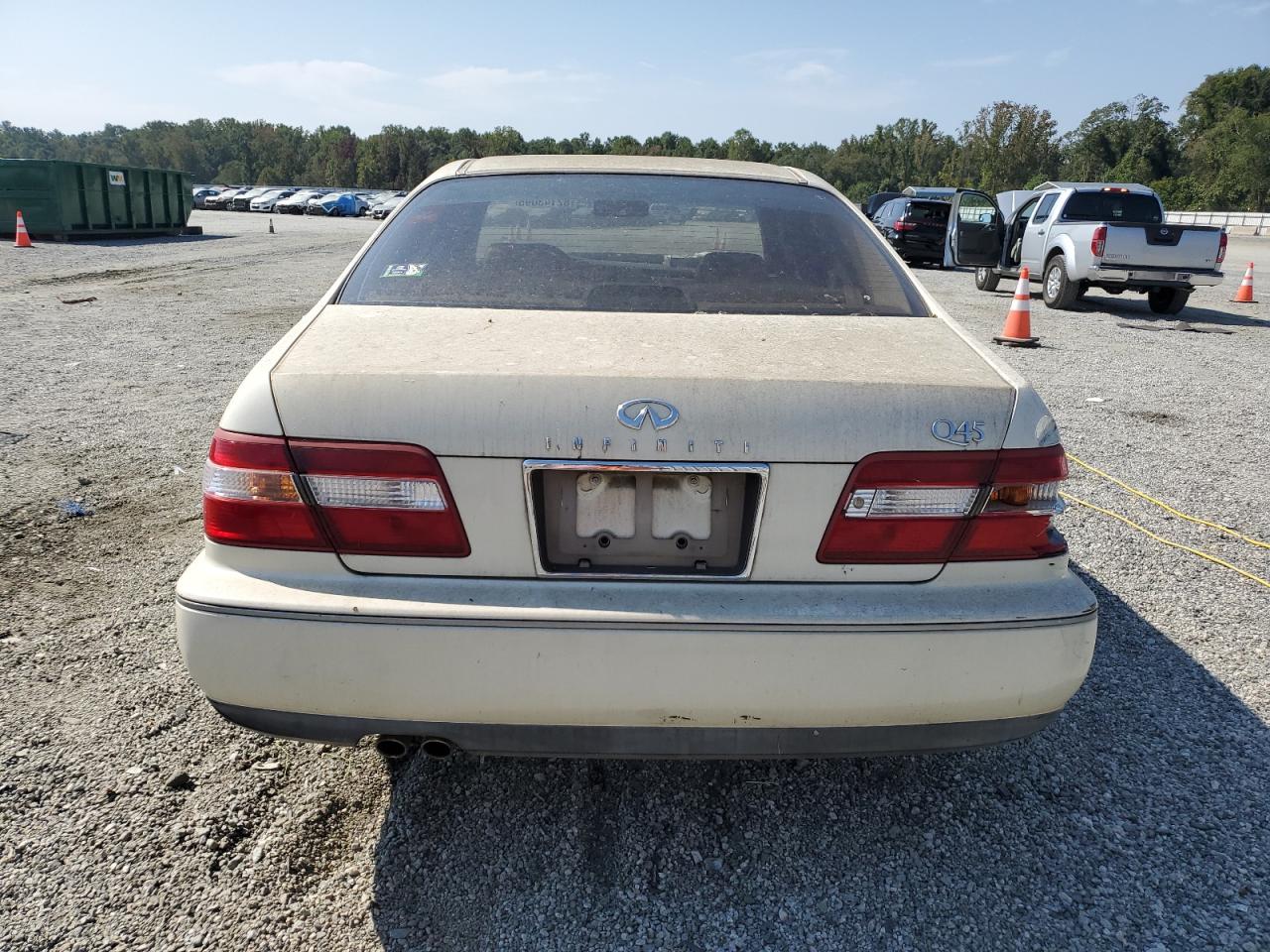 1998 Infiniti Q45 Base Beige vin: JNKBY31A2WM404198