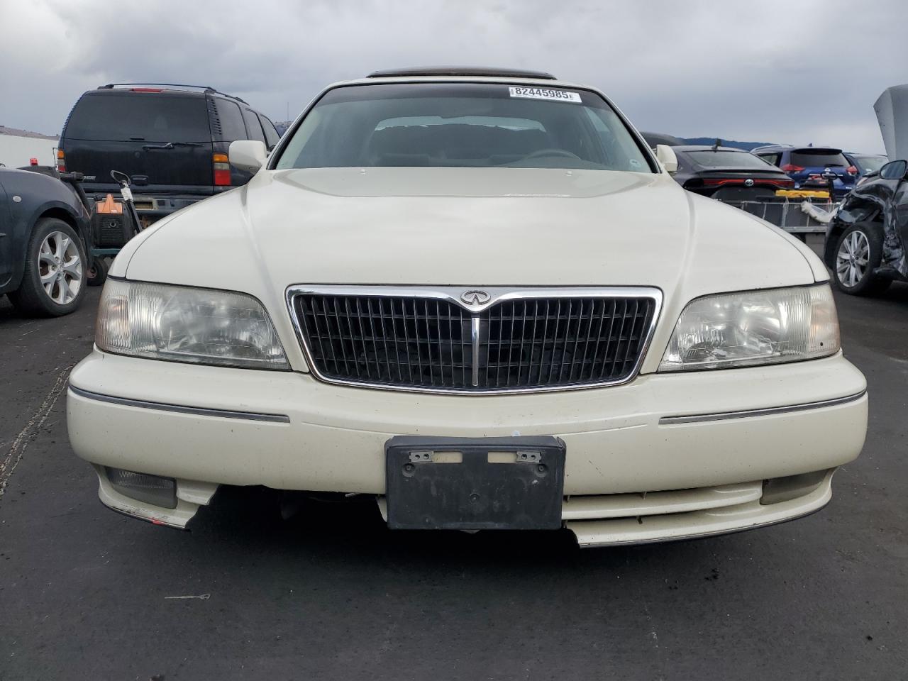 1997 Infiniti Q45 Base Beige vin: JNKBY31A3VM302696