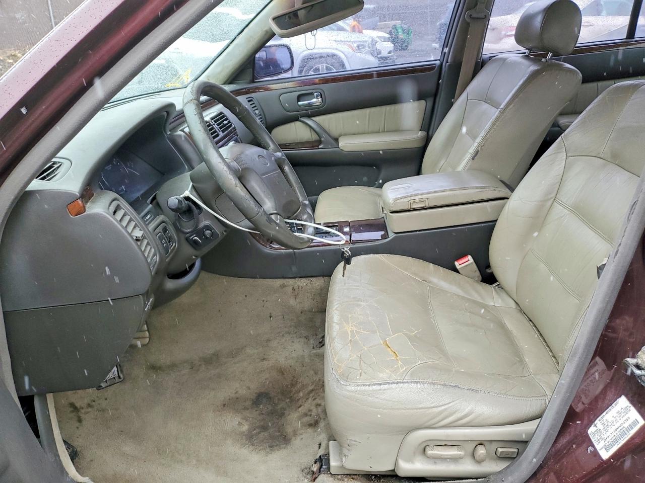 1998 Infiniti Q45 Base Burgundy vin: JNKBY31A8WM400365