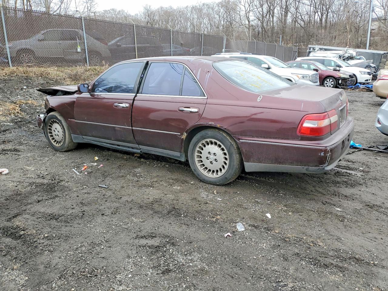 1998 Infiniti Q45 Base Burgundy vin: JNKBY31A8WM400365