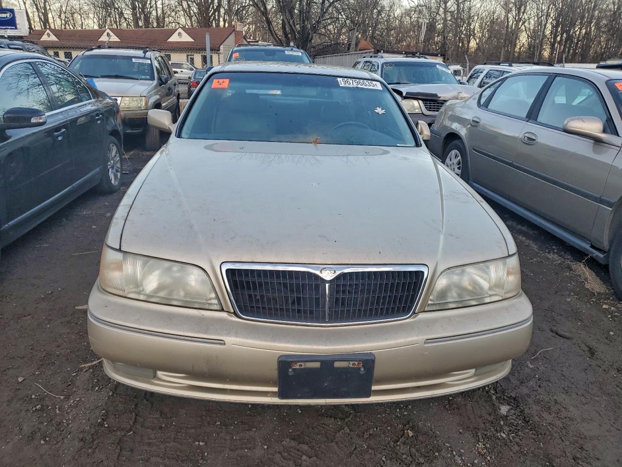 1998 Infiniti Q45 Base Gold vin: JNKBY31A8WM500417