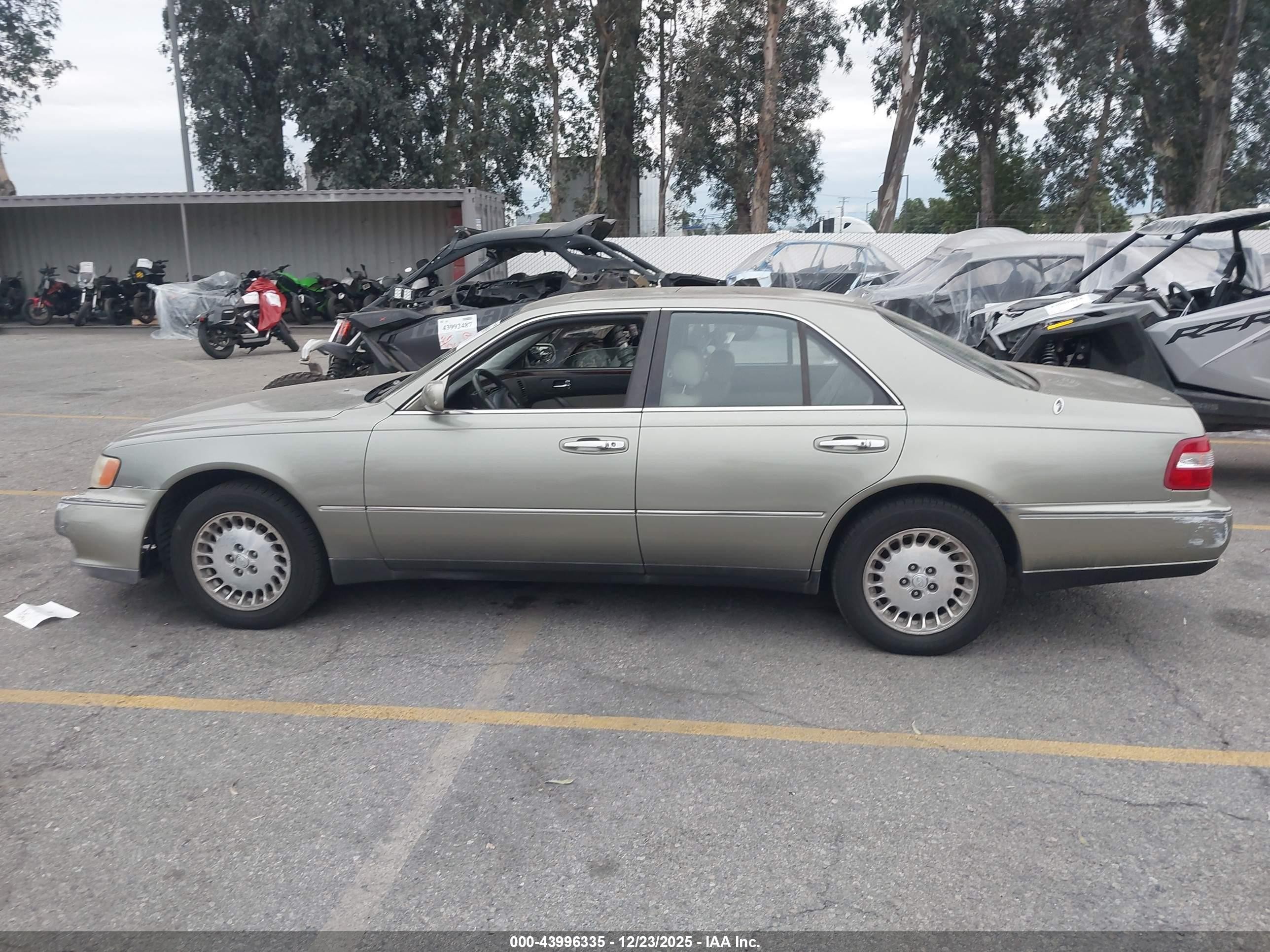 1997 Infiniti Q45 Touring Beige vin: JNKBY31A9VM303884
