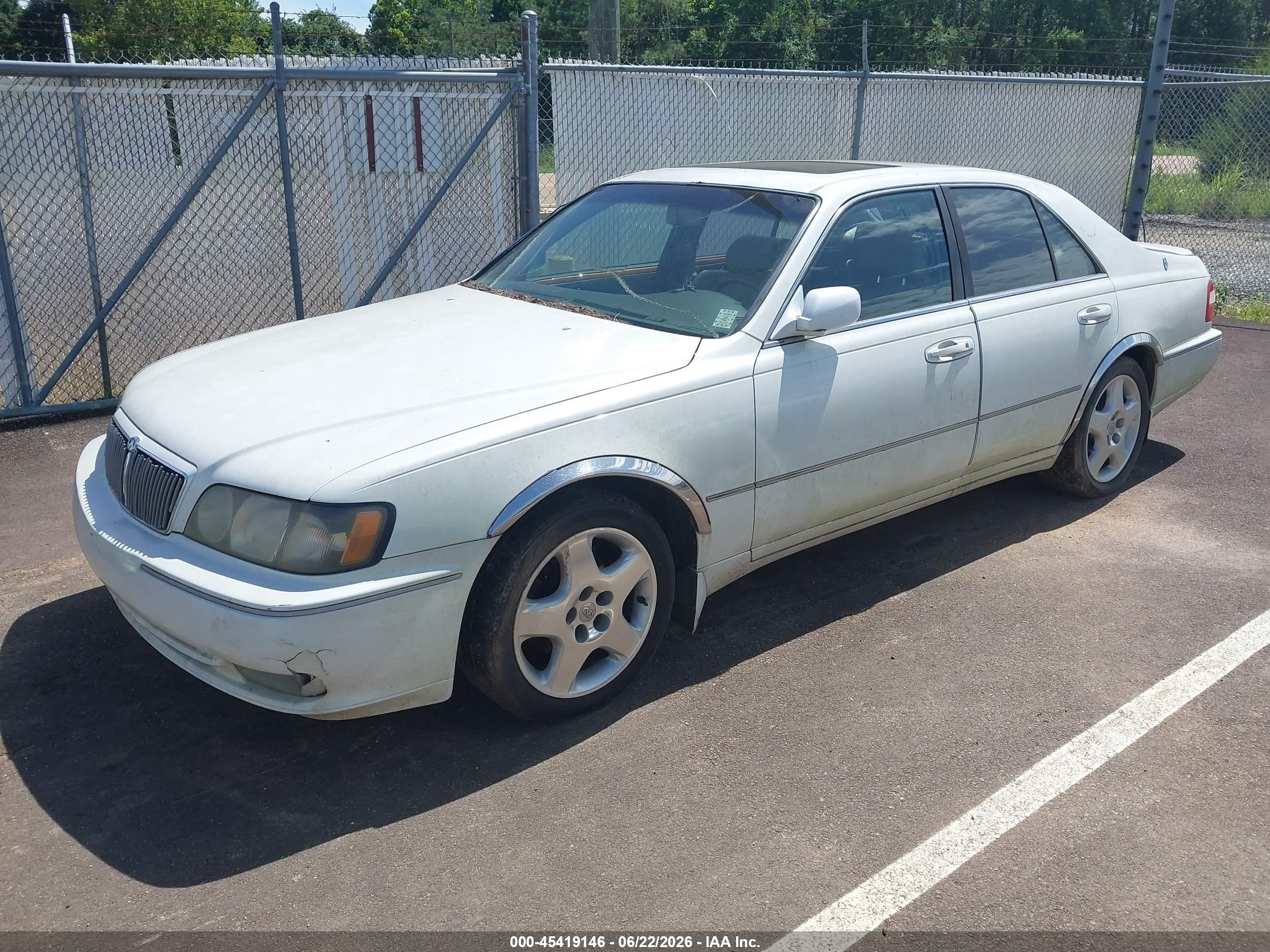2000 Infiniti Q45 Anniversary Edition/touring White vin: JNKBY31A9YM302786