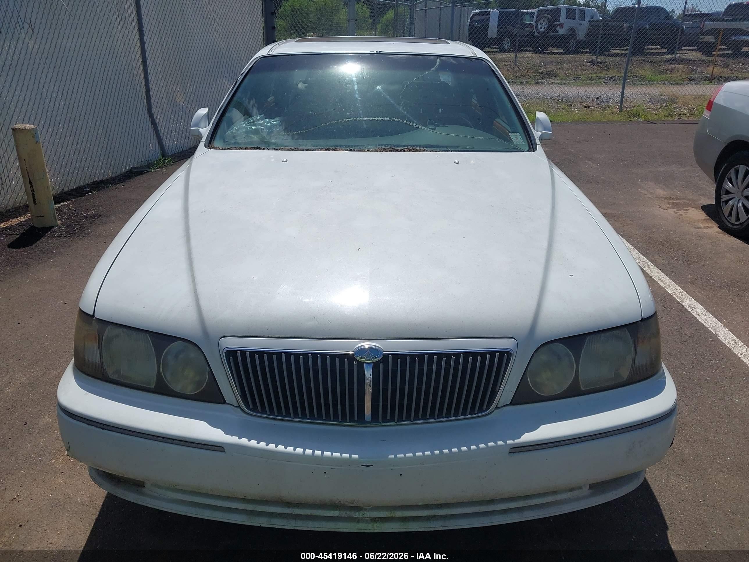 2000 Infiniti Q45 Anniversary Edition/touring White vin: JNKBY31A9YM302786