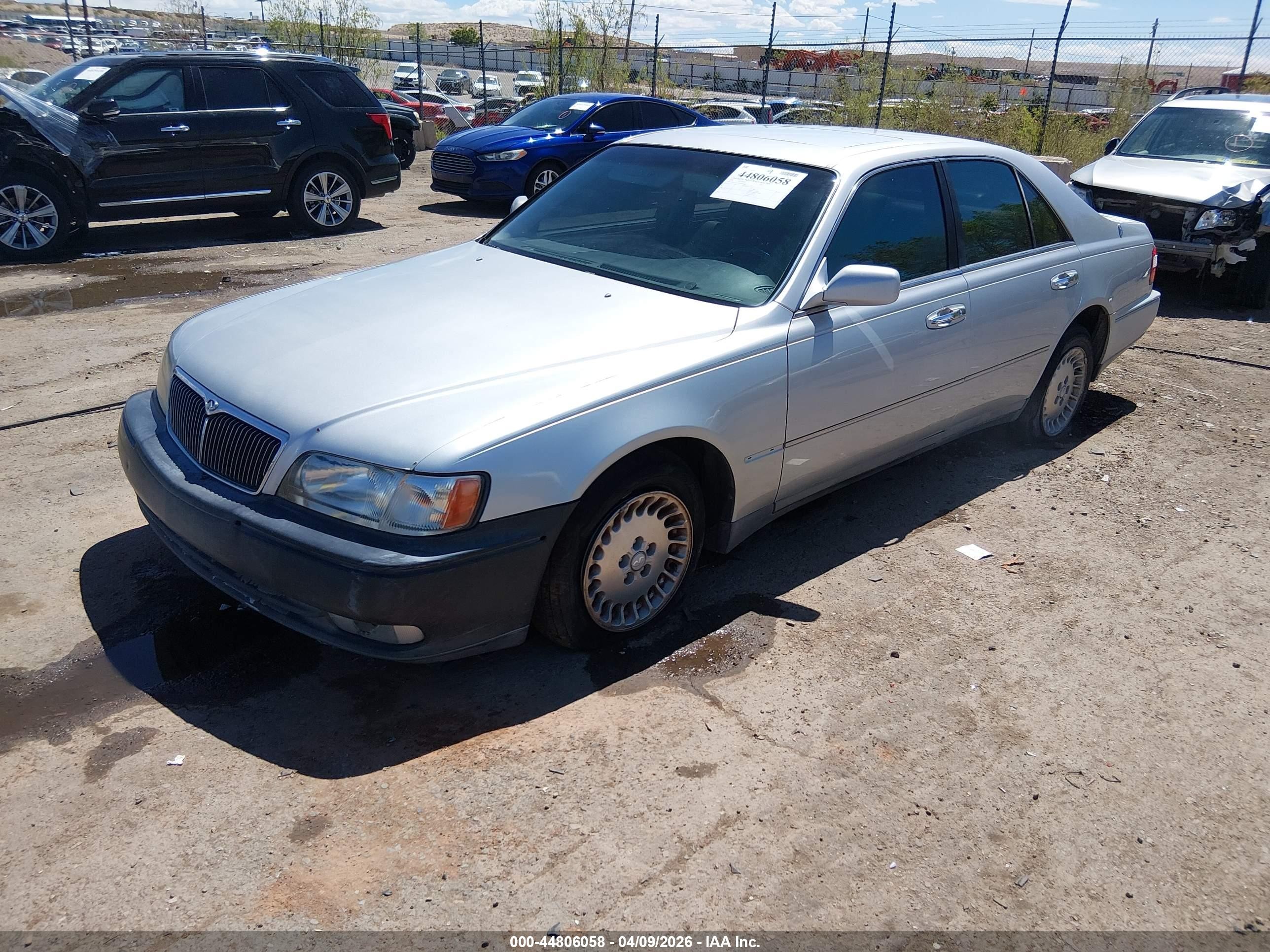 1998 Infiniti Q45 Touring Silver vin: JNKBY31AXWM403428